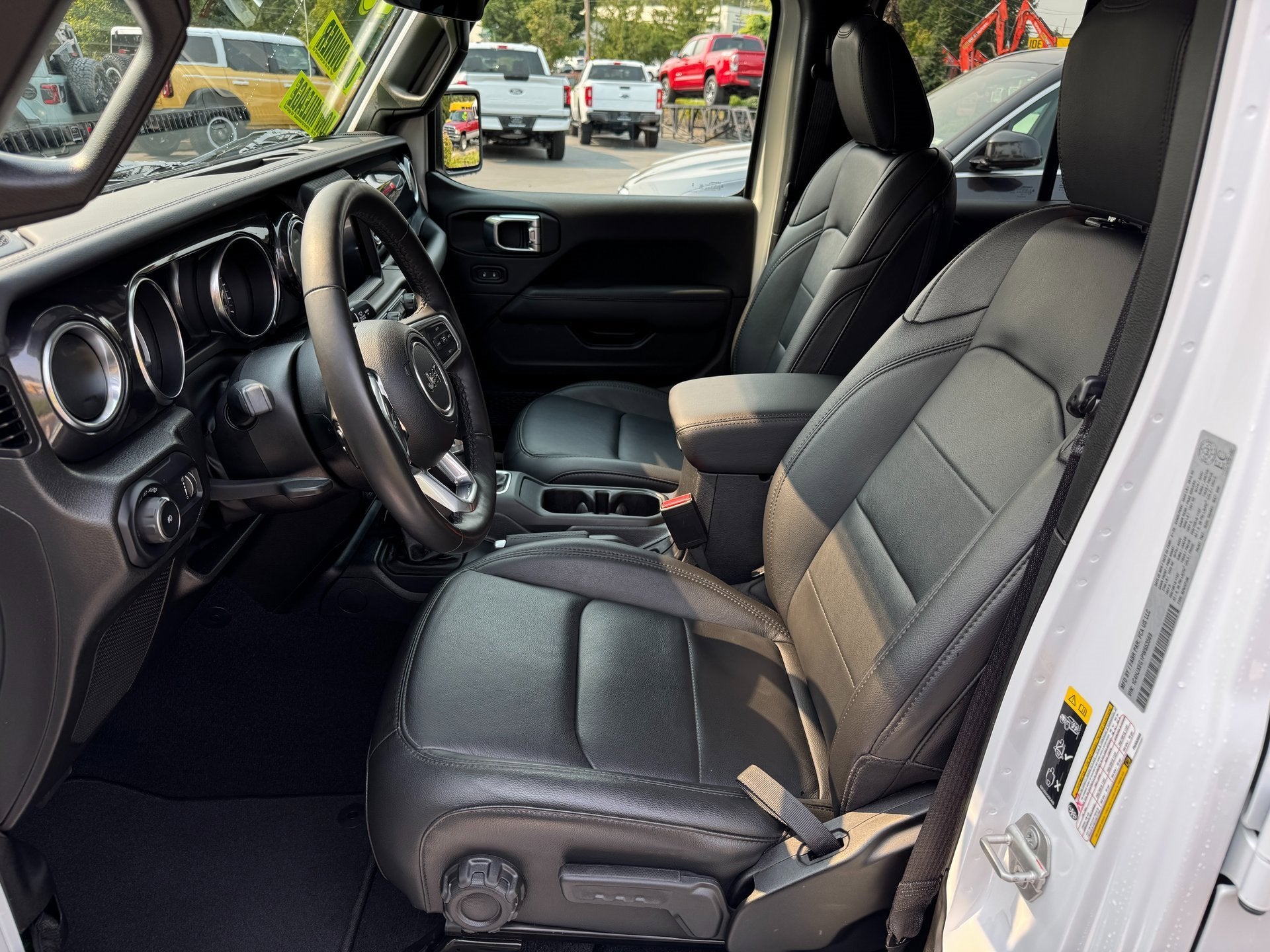 2023 Jeep Wrangler Sahara Altitude