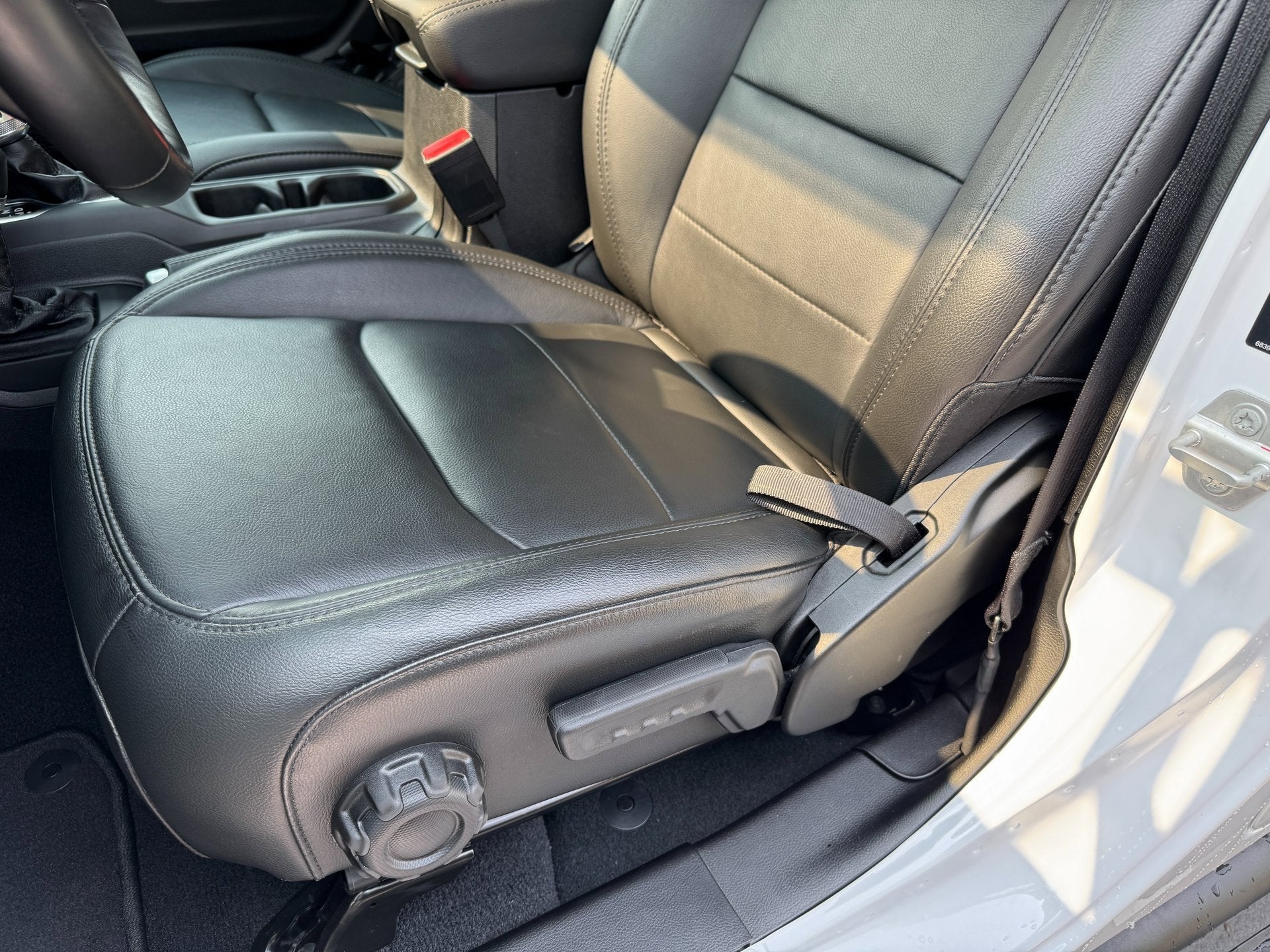 2023 Jeep Wrangler Sahara Altitude