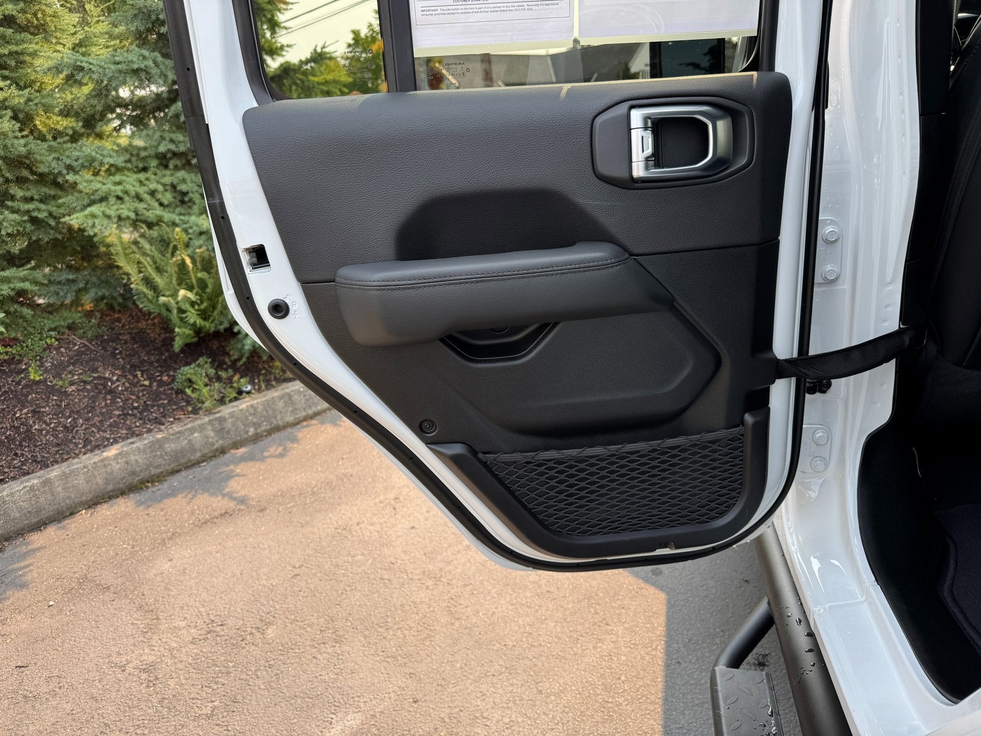 2023 Jeep Wrangler Sahara Altitude