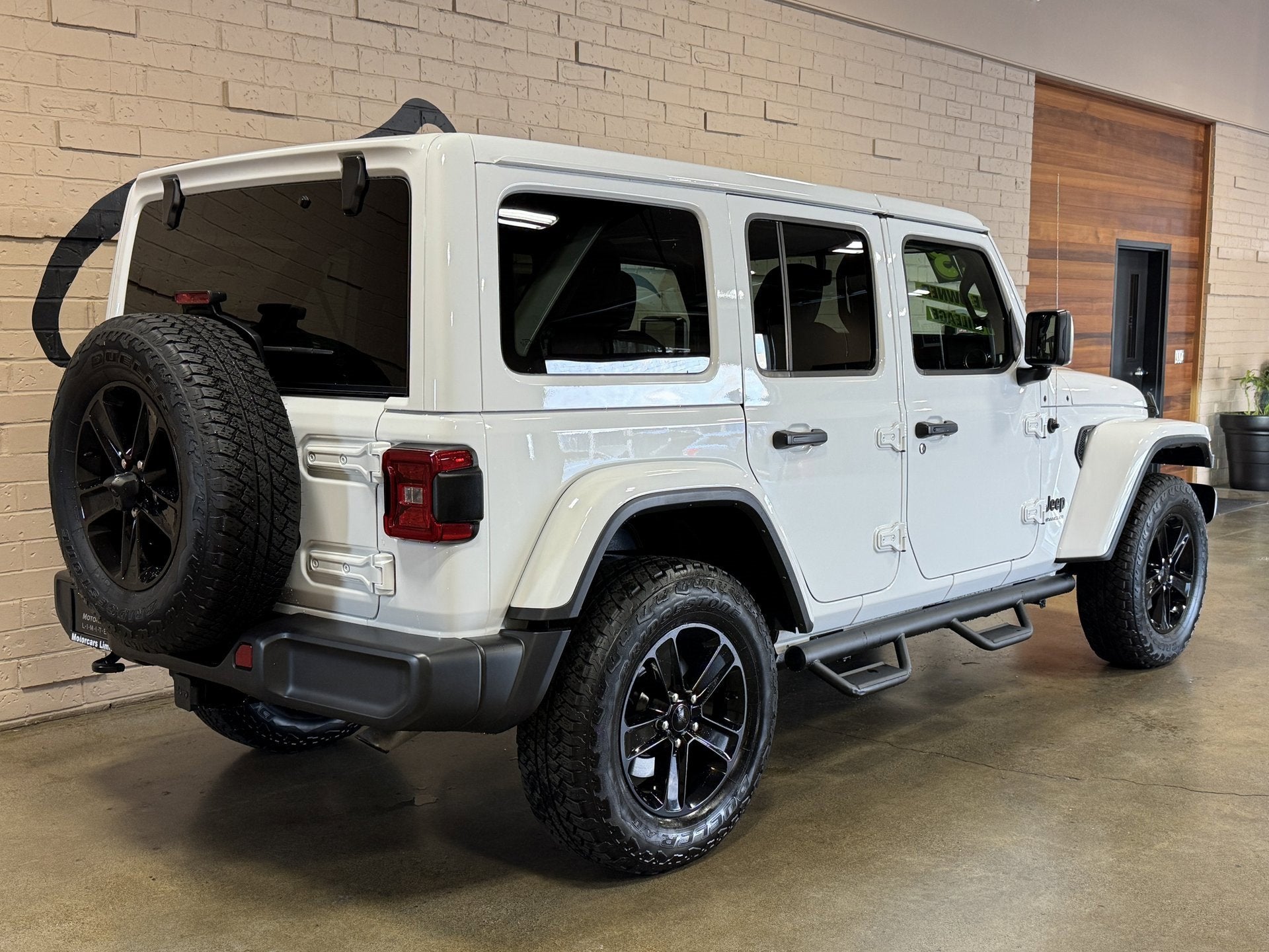 2023 Jeep Wrangler Sahara Altitude