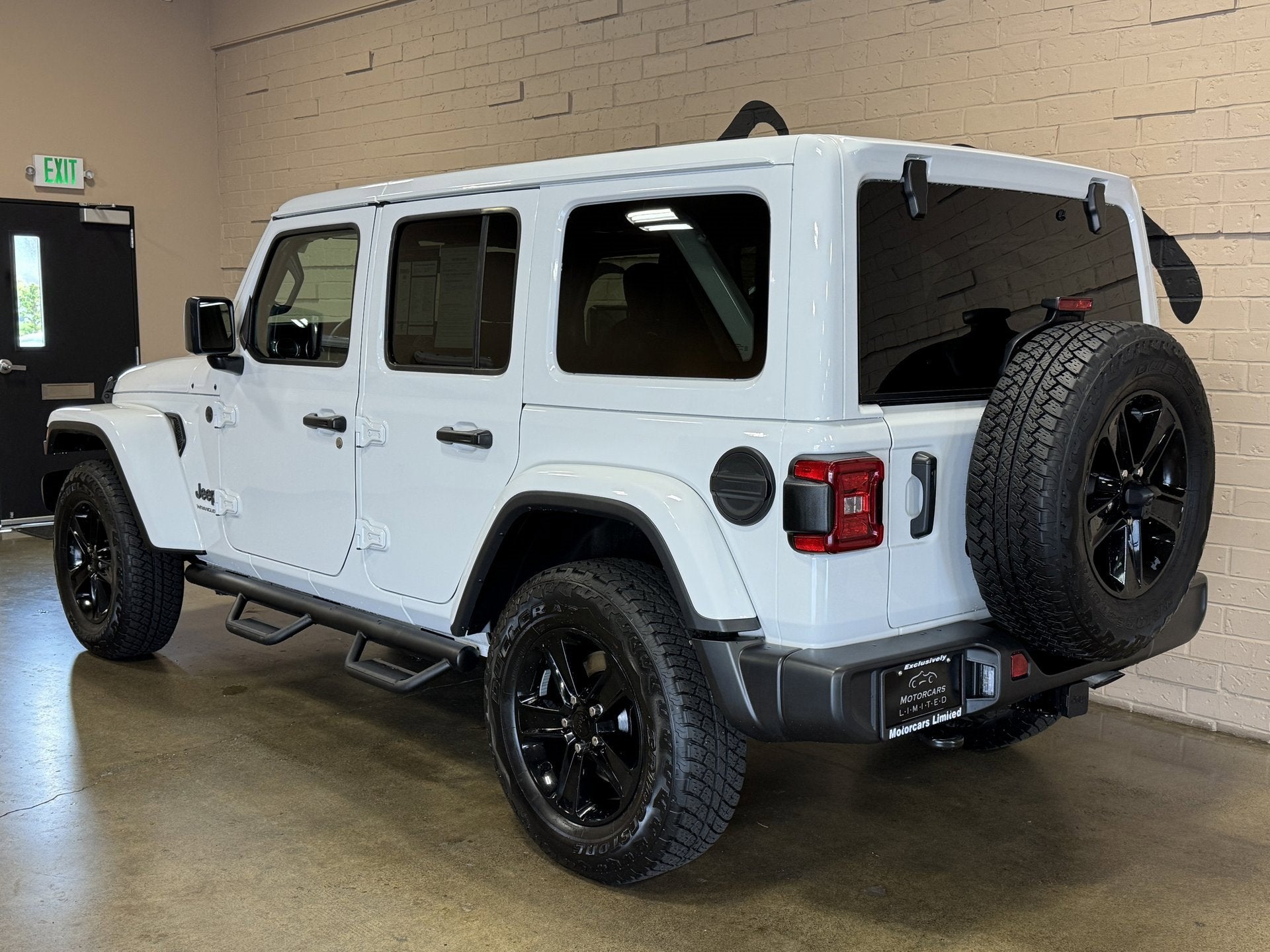 2023 Jeep Wrangler Sahara Altitude