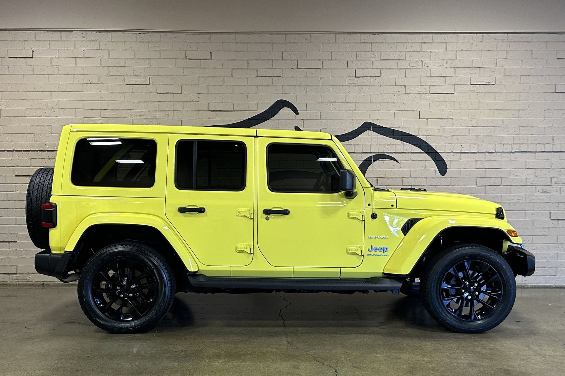 2023 Jeep Wrangler Sahara 4xe