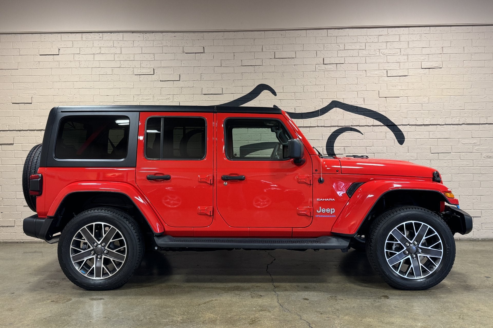 2023 Jeep Wrangler Sahara 4xe