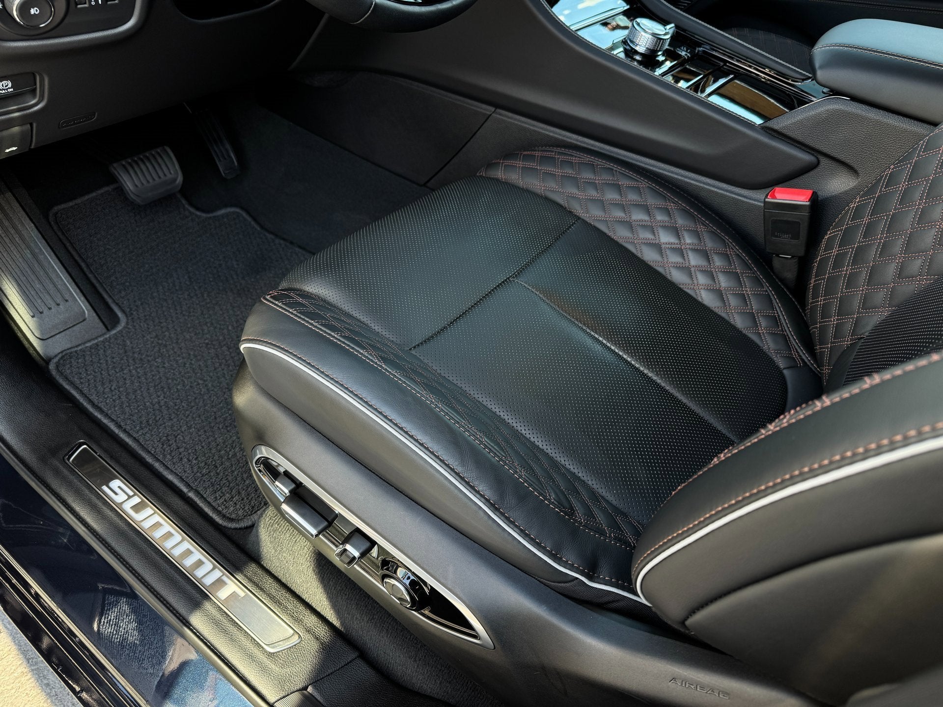 2023 Jeep Grand Cherokee L Summit Reserve