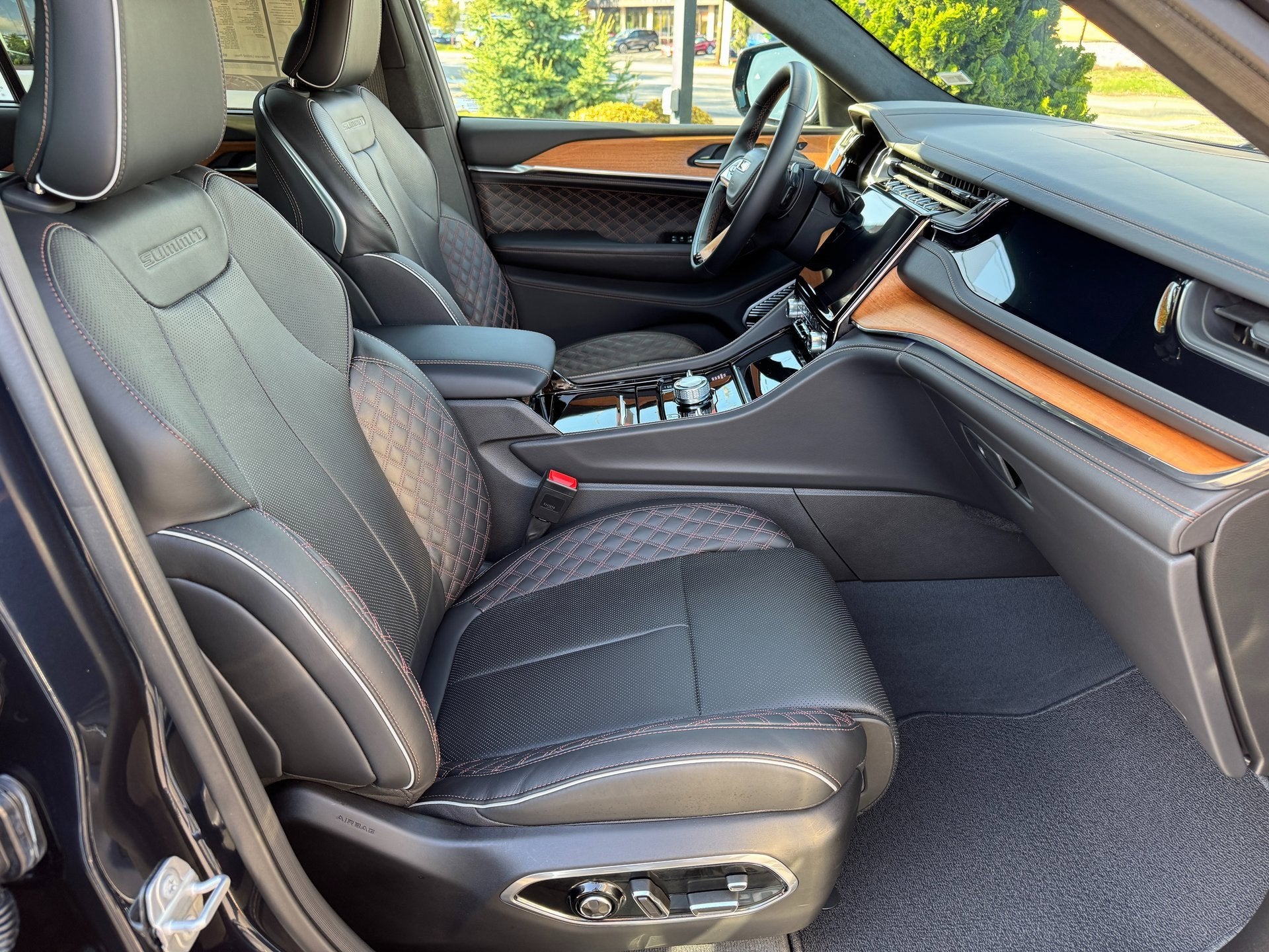 2023 Jeep Grand Cherokee L Summit Reserve