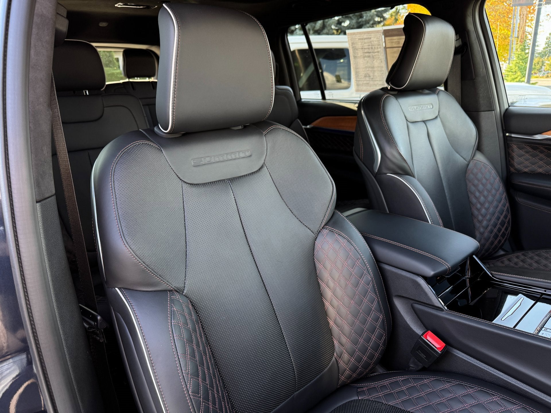 2023 Jeep Grand Cherokee L Summit Reserve