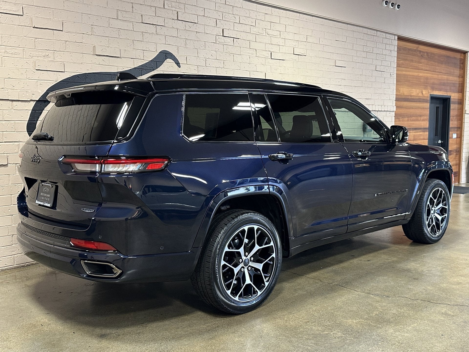 2023 Jeep Grand Cherokee L Summit Reserve