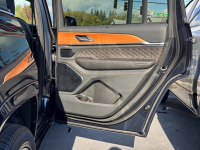 2023 Jeep Grand Cherokee L Summit Reserve