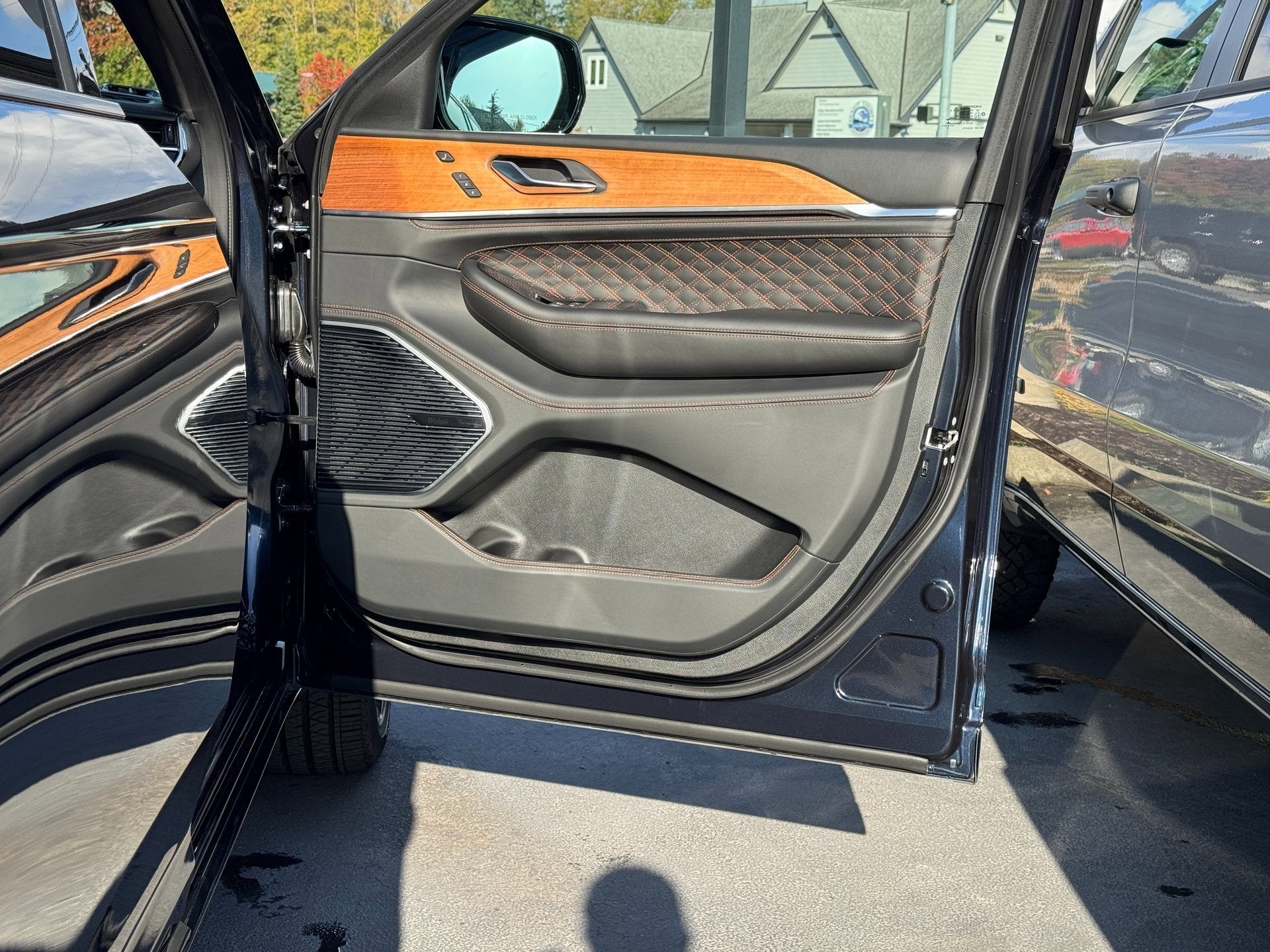 2023 Jeep Grand Cherokee L Summit Reserve