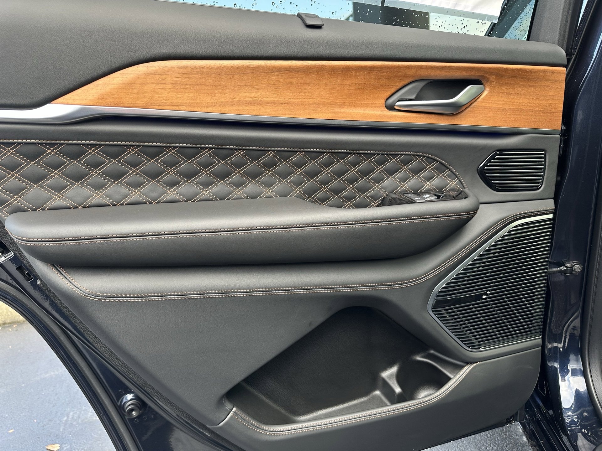 2023 Jeep Grand Cherokee L Summit Reserve