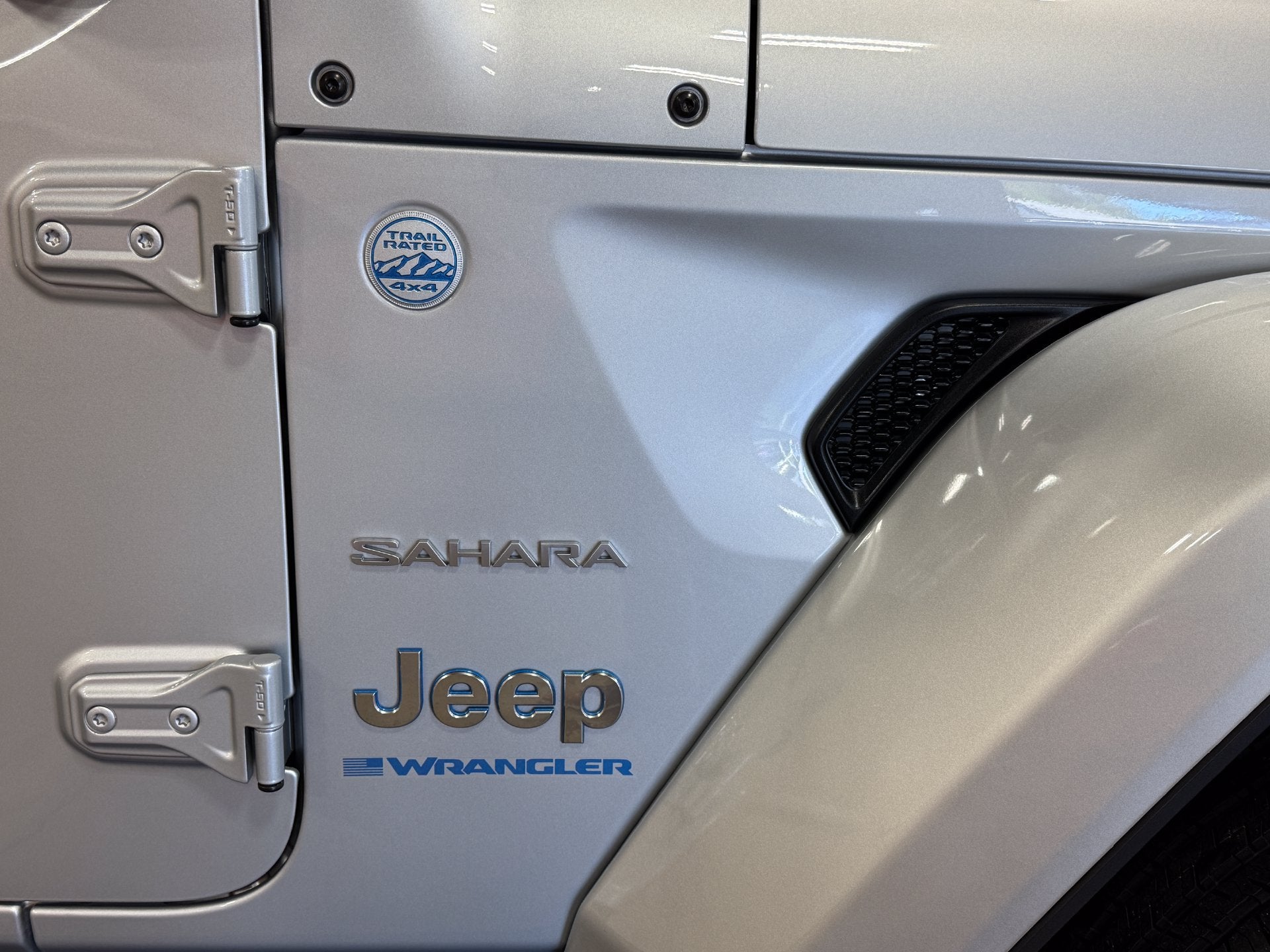 2024 Jeep Wrangler Sahara 4xe