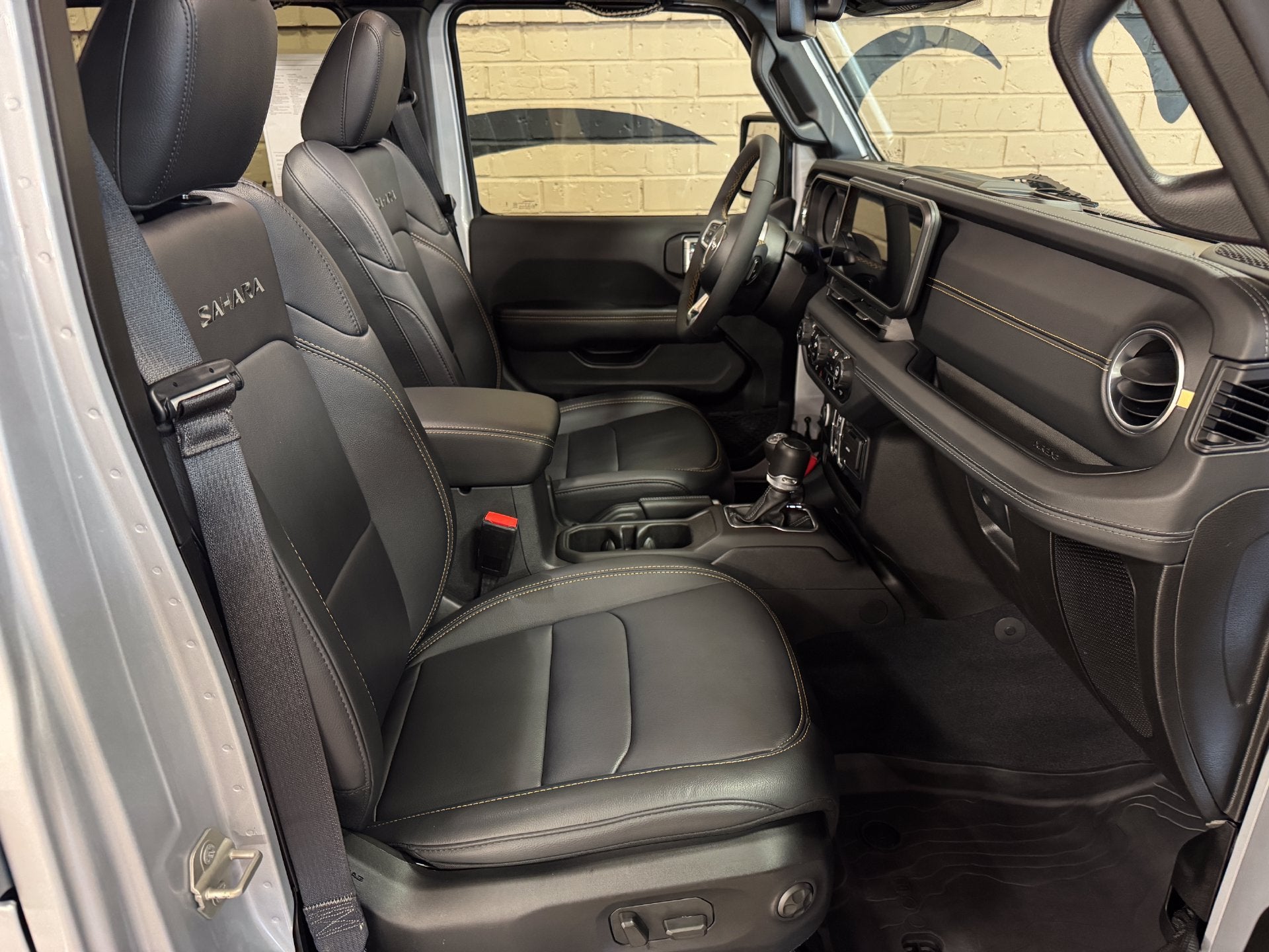 2024 Jeep Wrangler Sahara 4xe