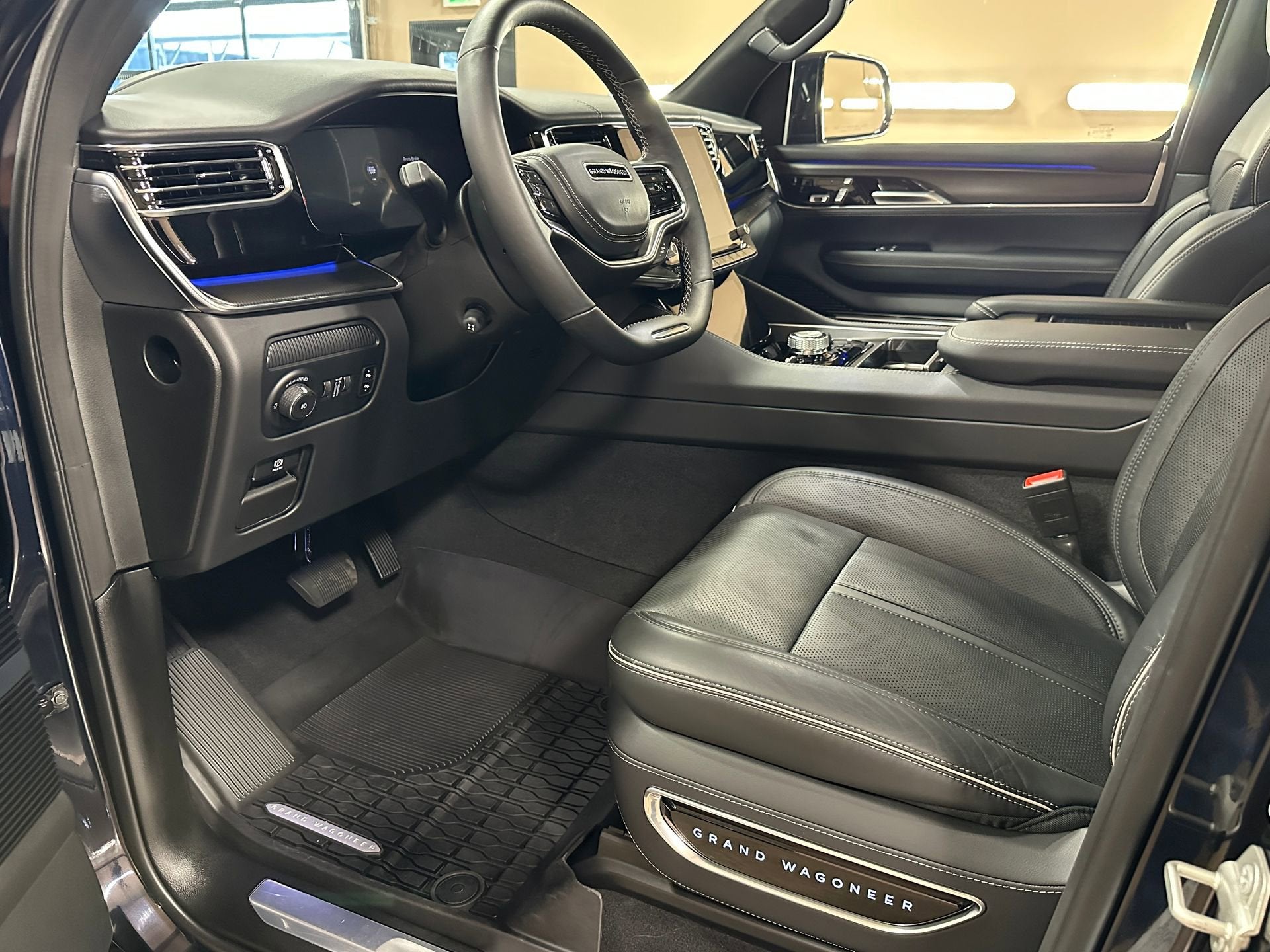 2024 Jeep Grand Wagoneer Series II Obsidian