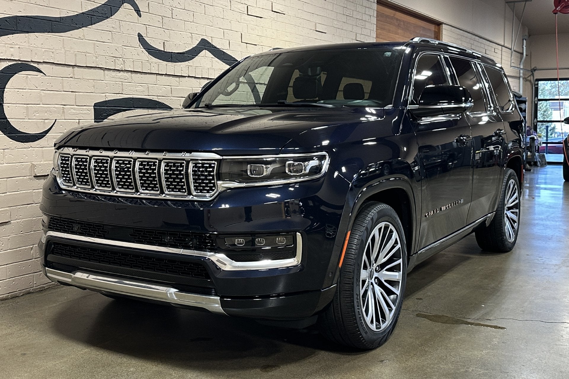 2023 Jeep Grand Wagoneer Series III