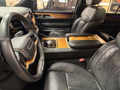 2023 Jeep Grand Wagoneer Series III