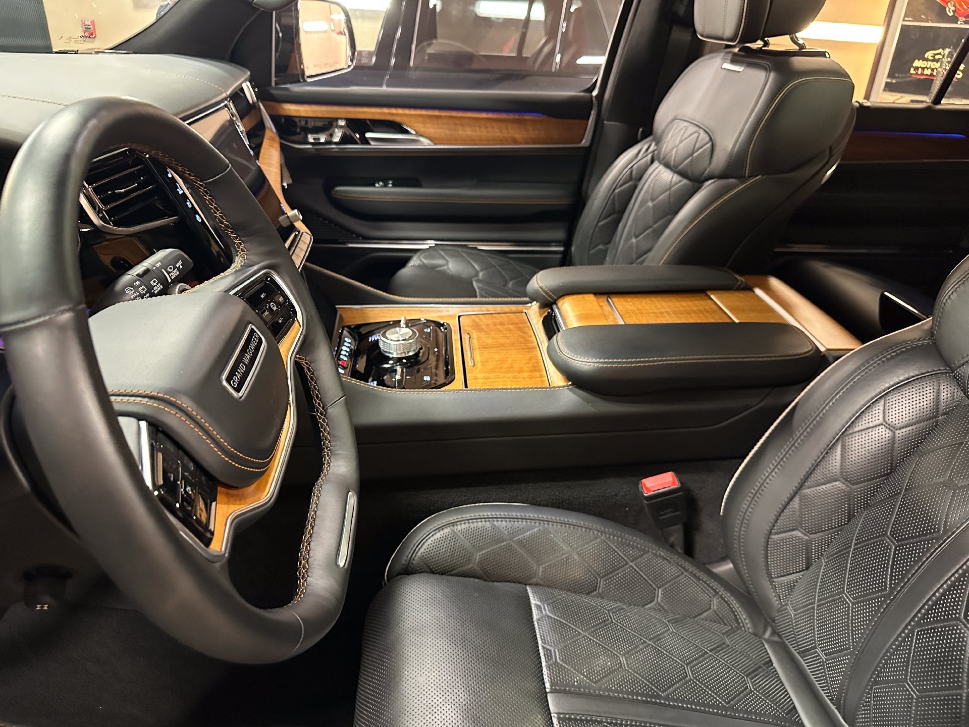 2023 Jeep Grand Wagoneer Series III