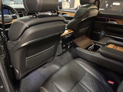 2023 Jeep Grand Wagoneer Series III