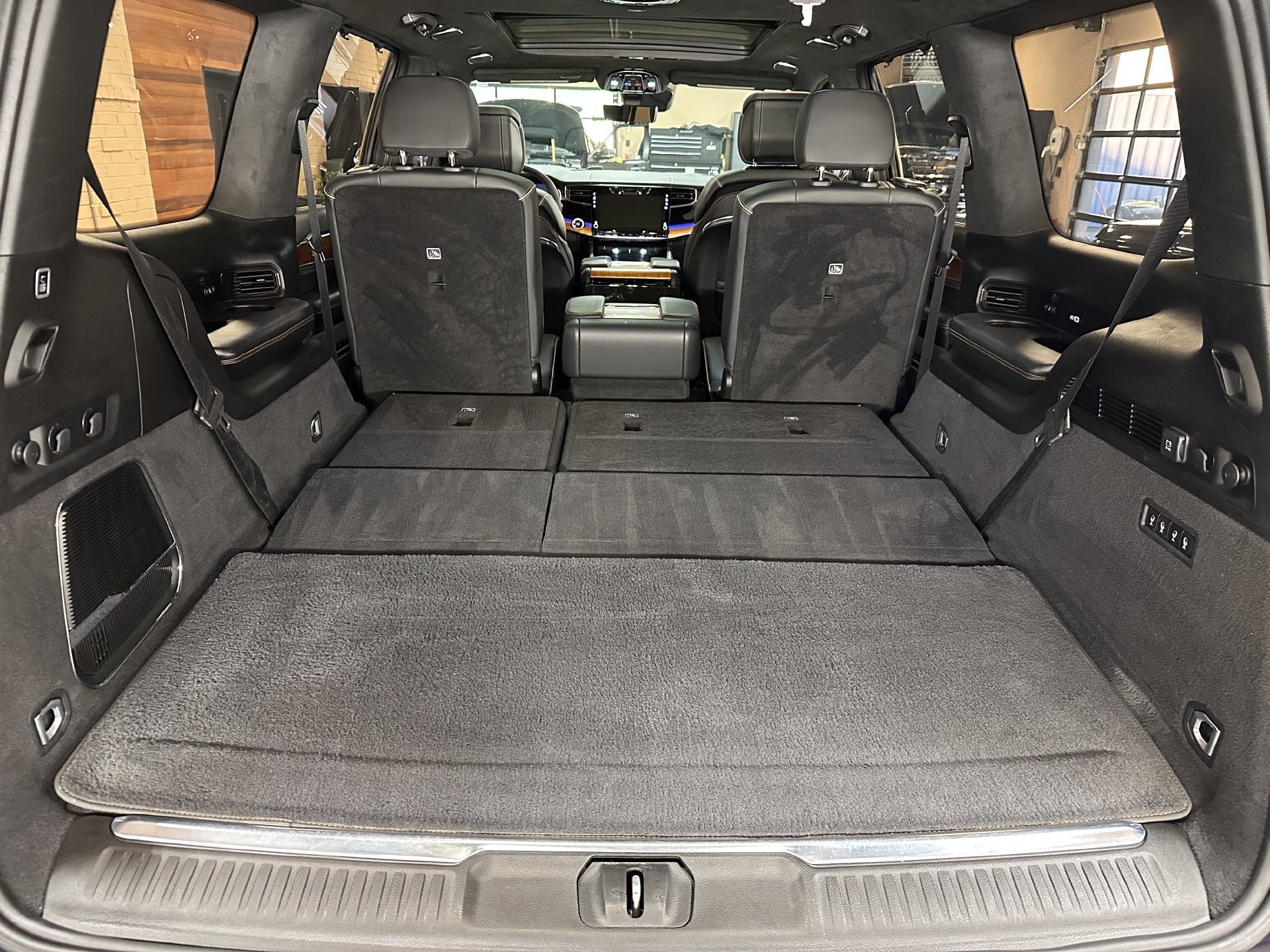 2023 Jeep Grand Wagoneer Series III