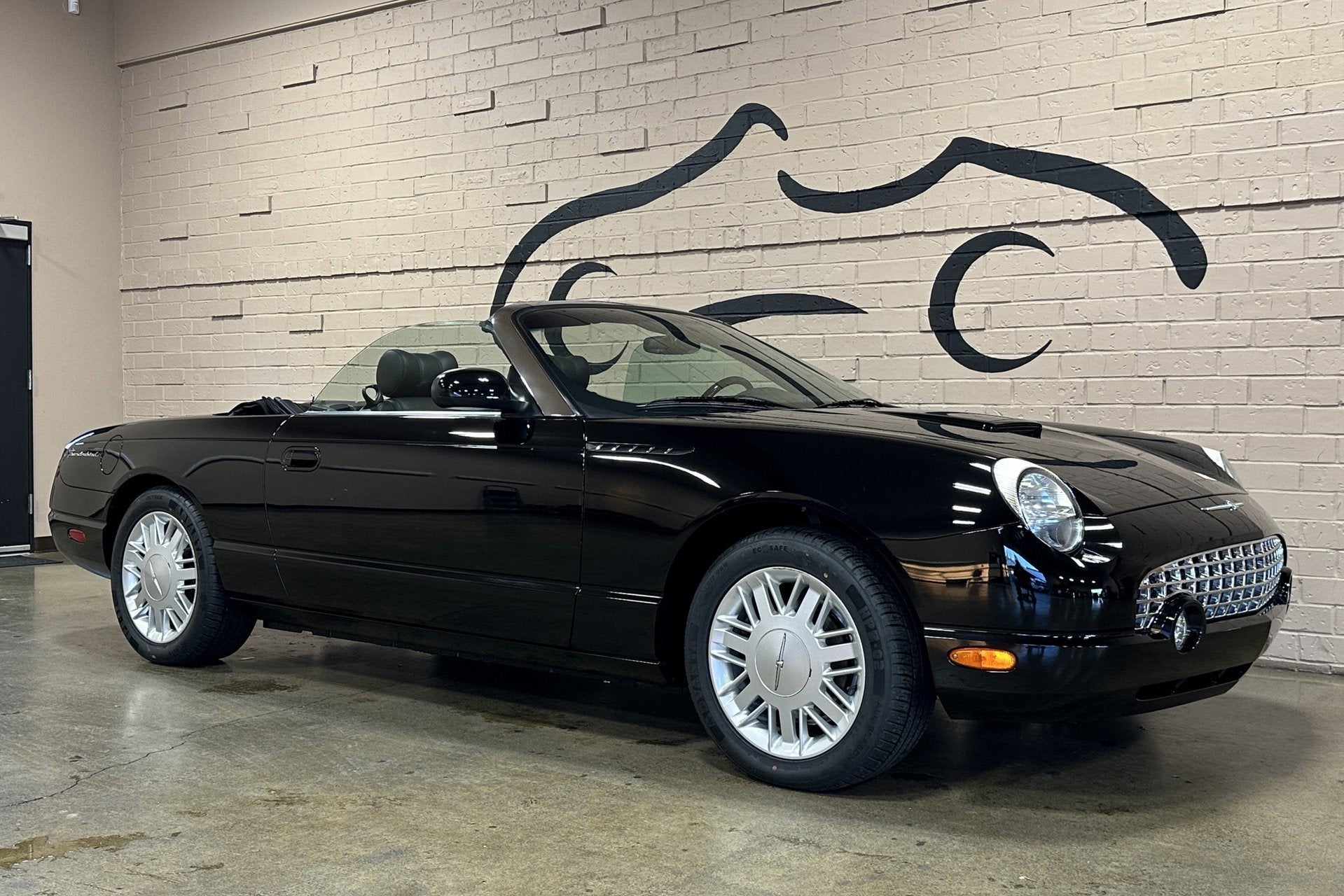 2002 Ford Thunderbird w/Hardtop Premium