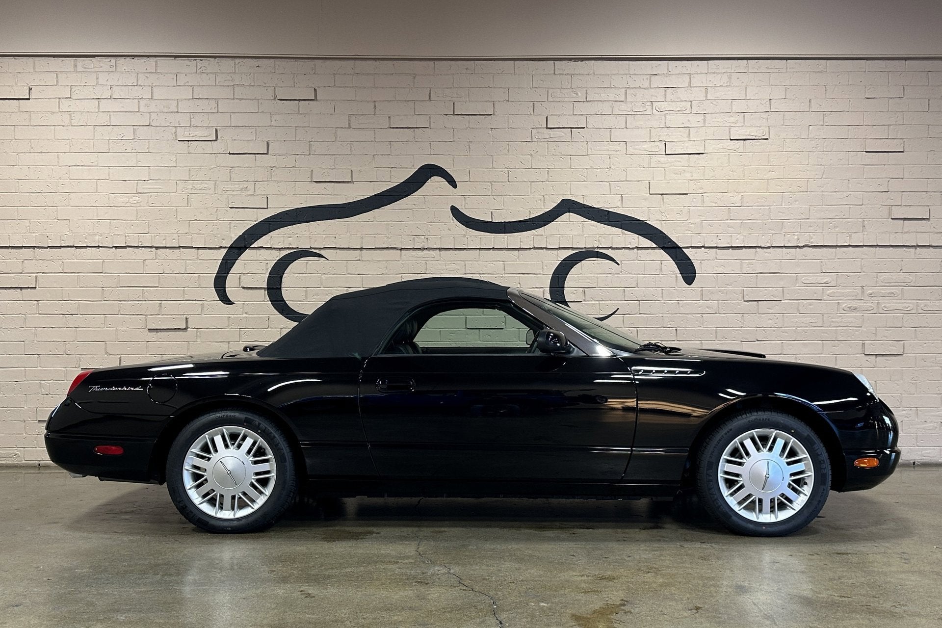 2002 Ford Thunderbird w/Hardtop Premium