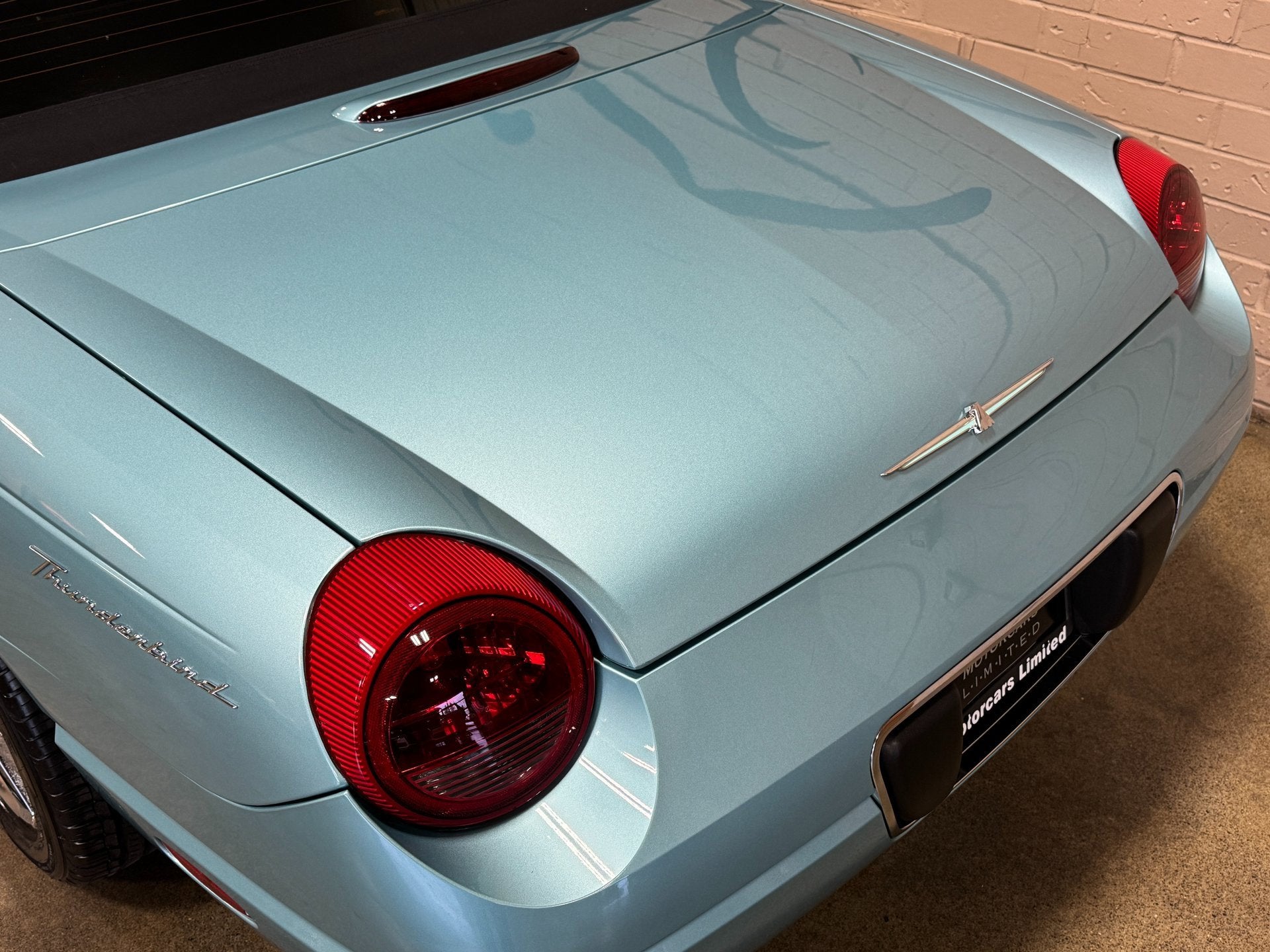 2002 Ford Thunderbird w/Hardtop Premium