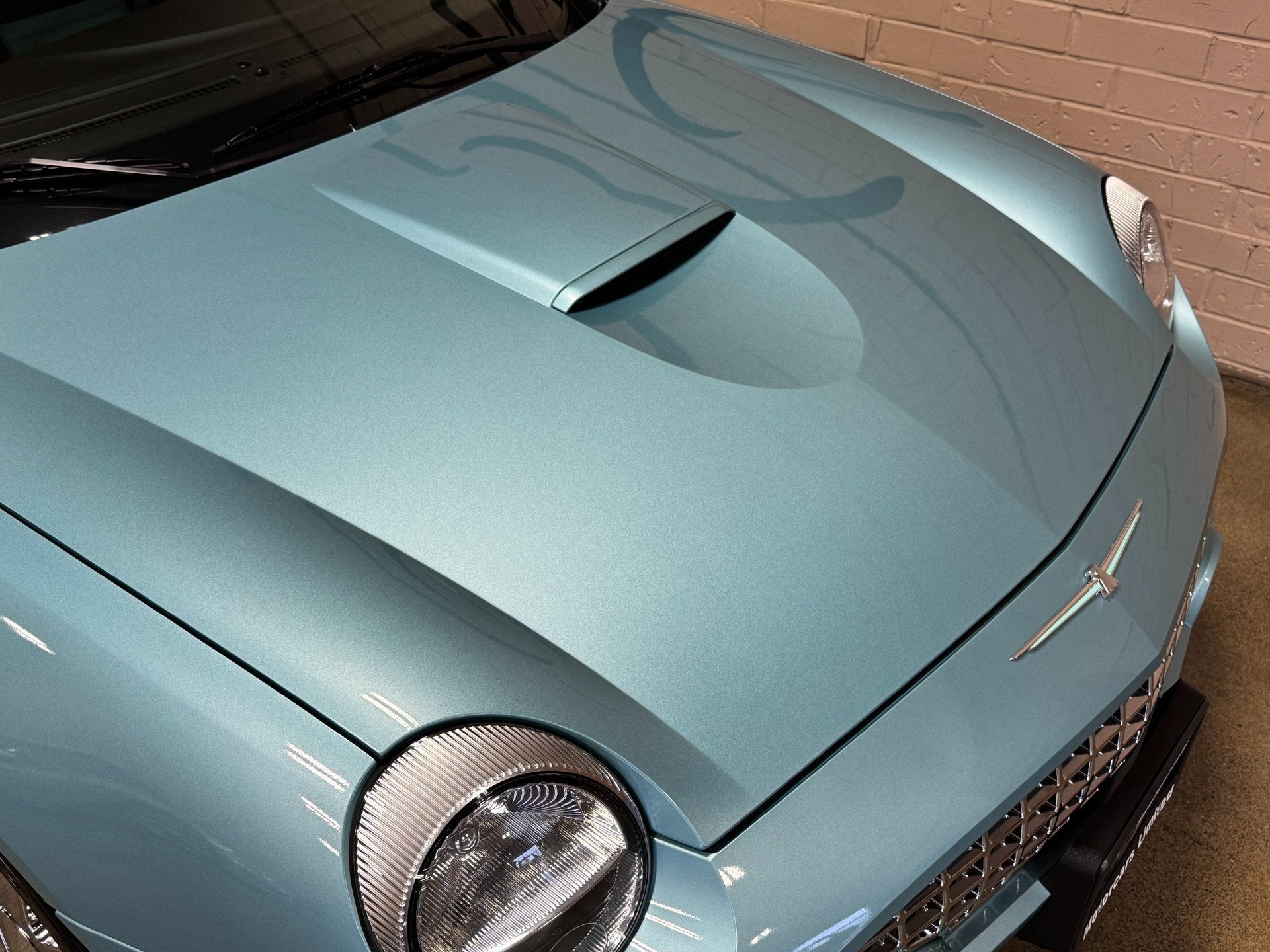 2002 Ford Thunderbird w/Hardtop Premium