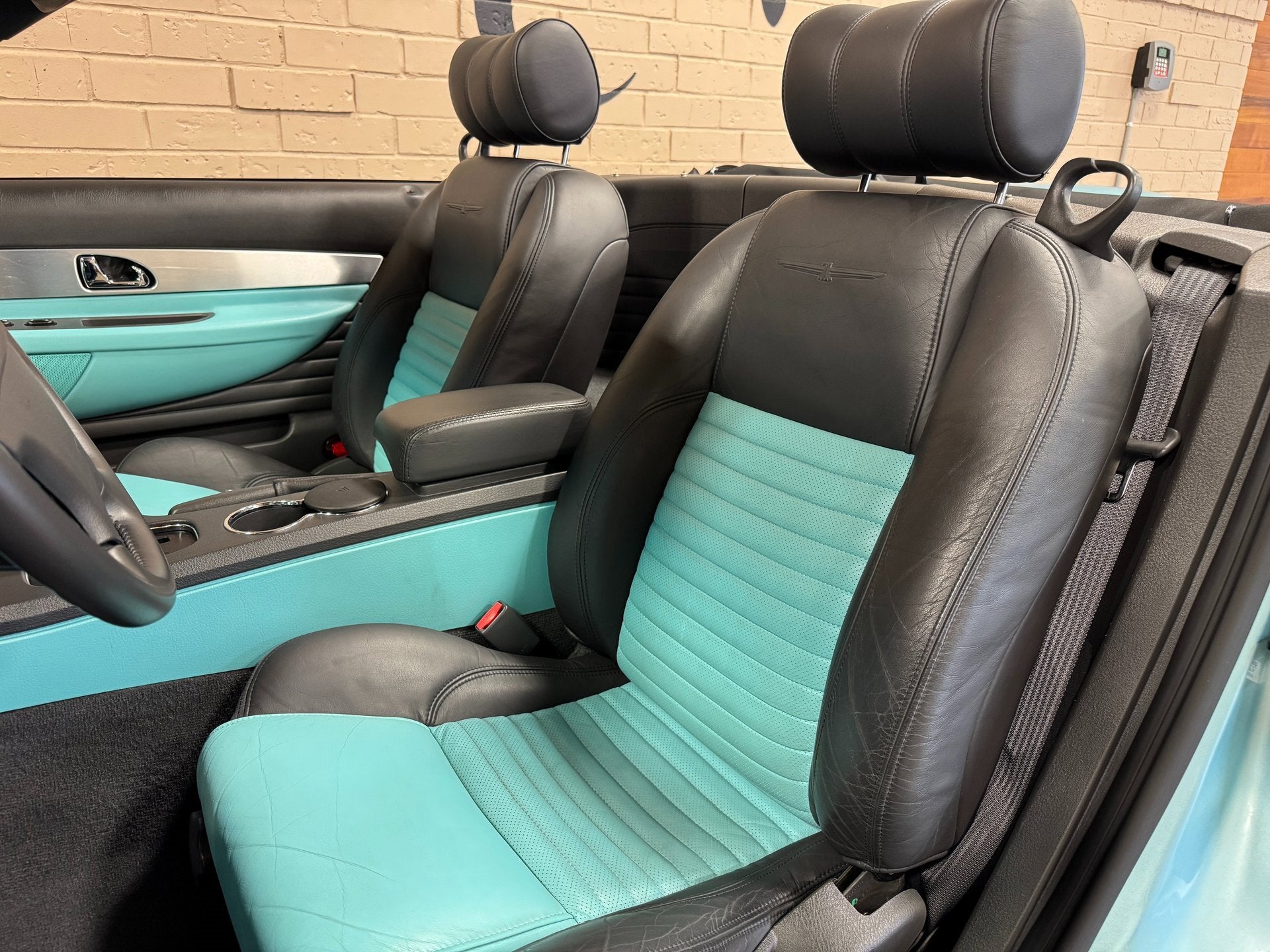 2002 Ford Thunderbird w/Hardtop Premium