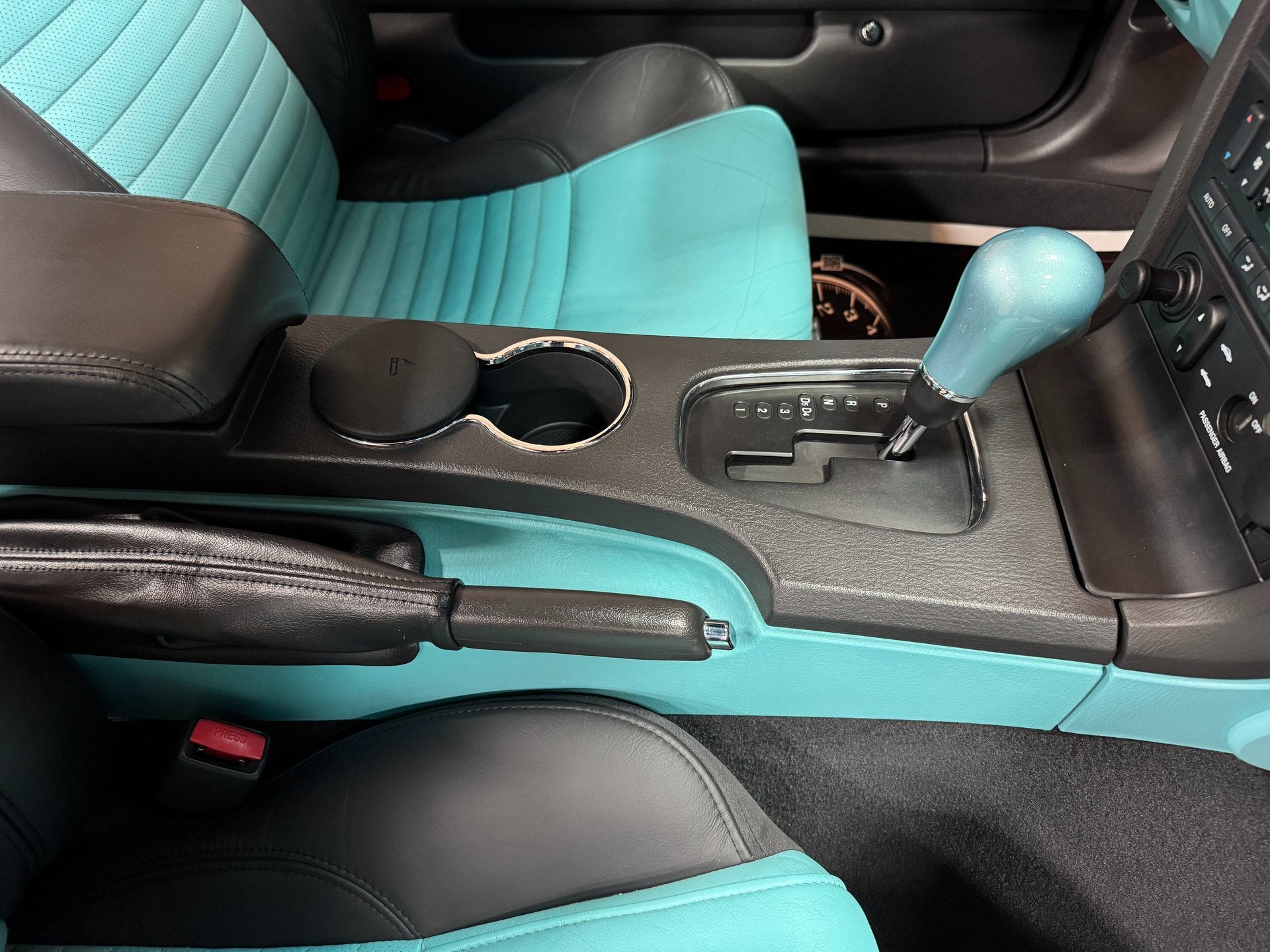 2002 Ford Thunderbird w/Hardtop Premium