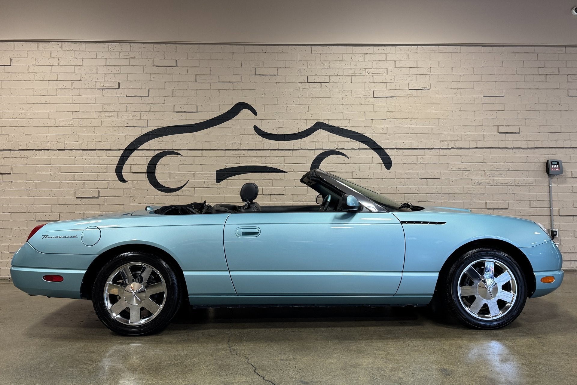 2002 Ford Thunderbird w/Hardtop Premium