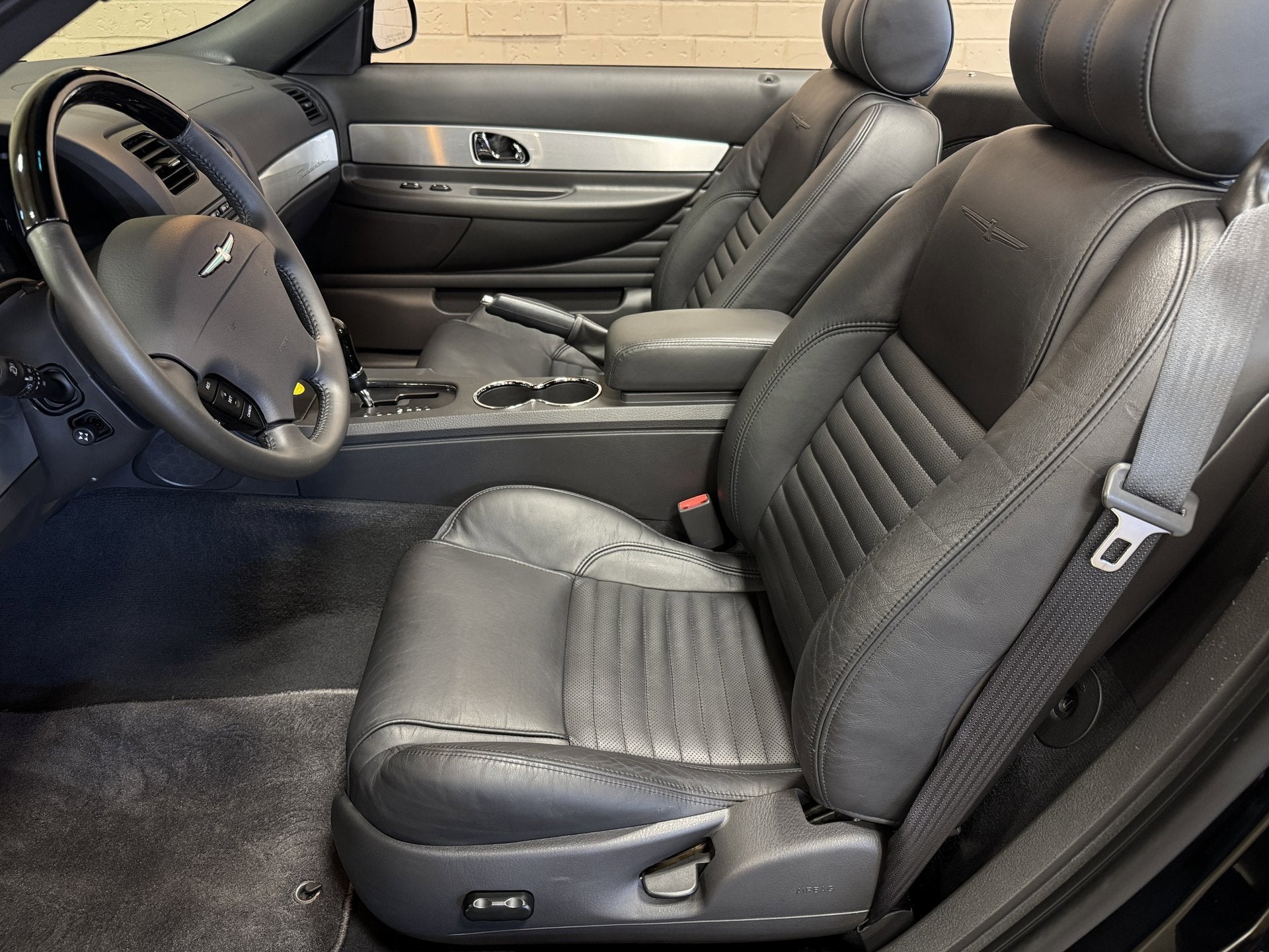 2002 Ford Thunderbird w/Hardtop Premium