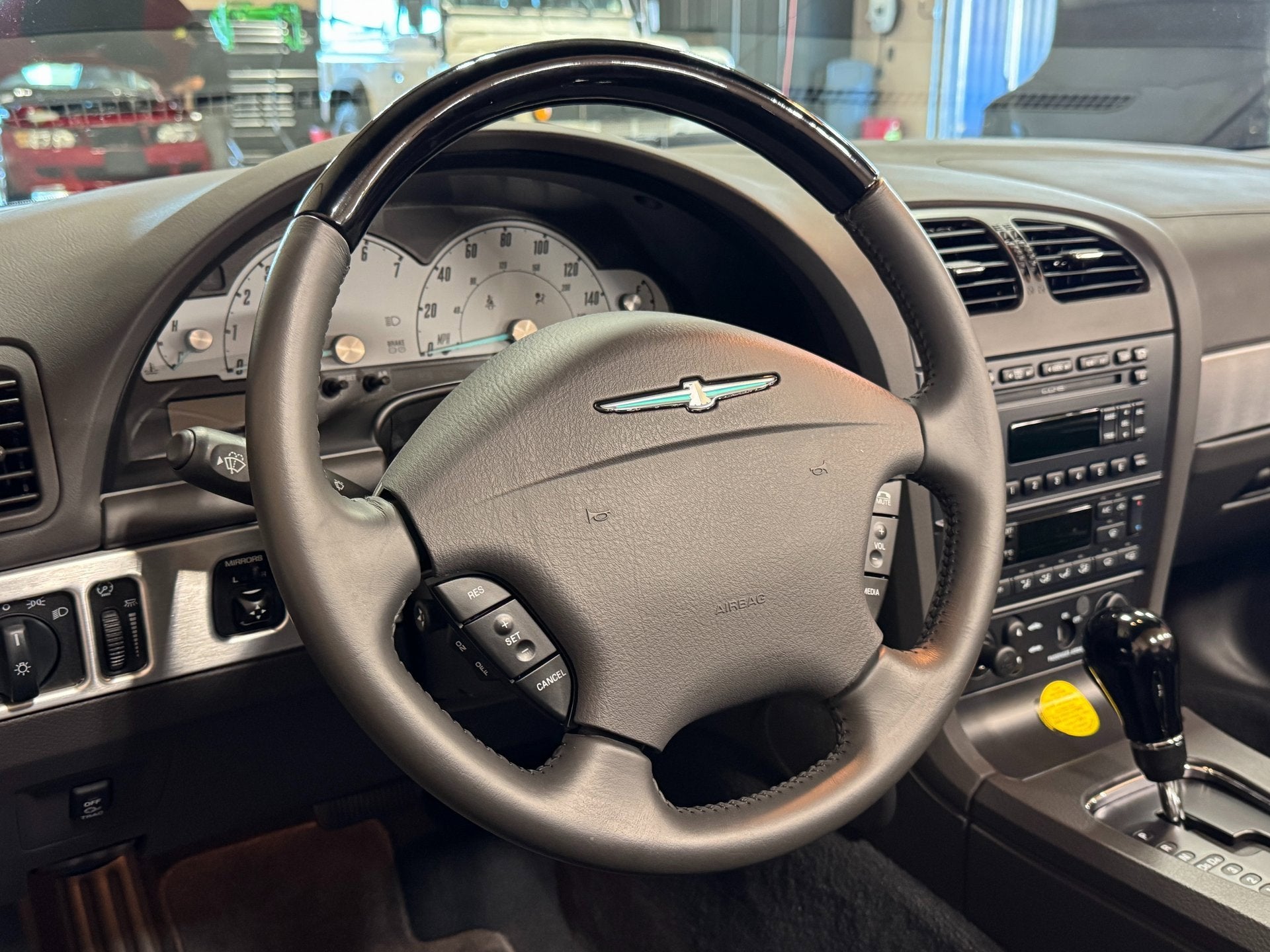 2002 Ford Thunderbird w/Hardtop Premium