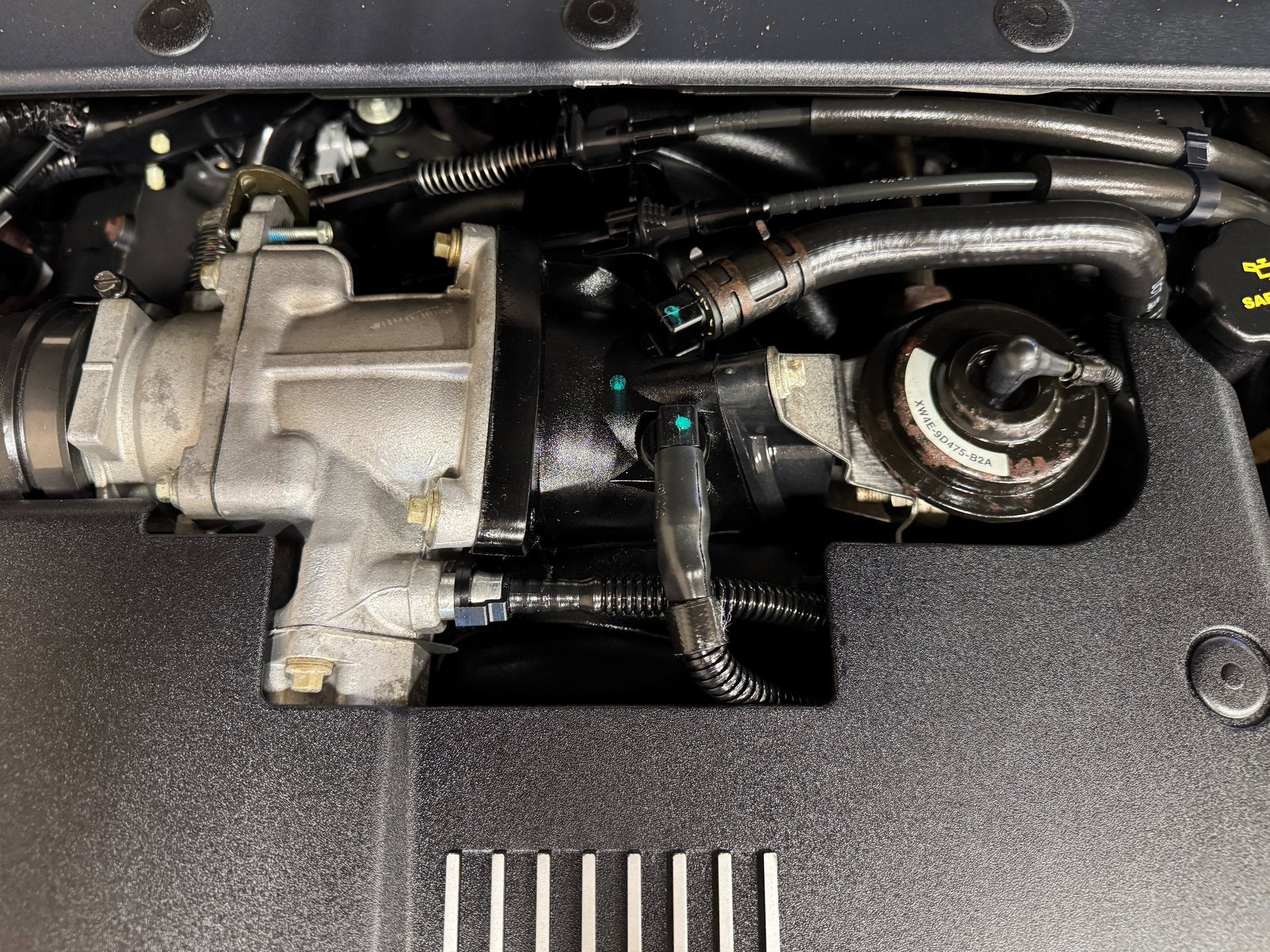 2002 Ford Thunderbird w/Hardtop Premium