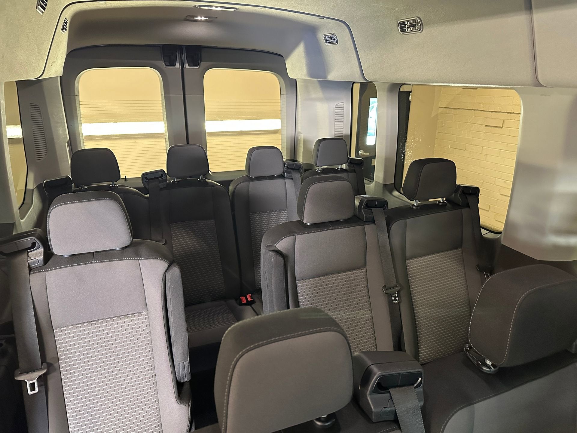 2025 Ford Transit Passenger Wagon XLT