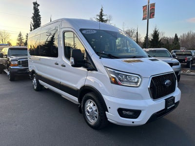 2025 Ford Transit Passenger Wagon XLT