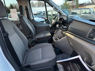 2025 Ford Transit Passenger Wagon XLT