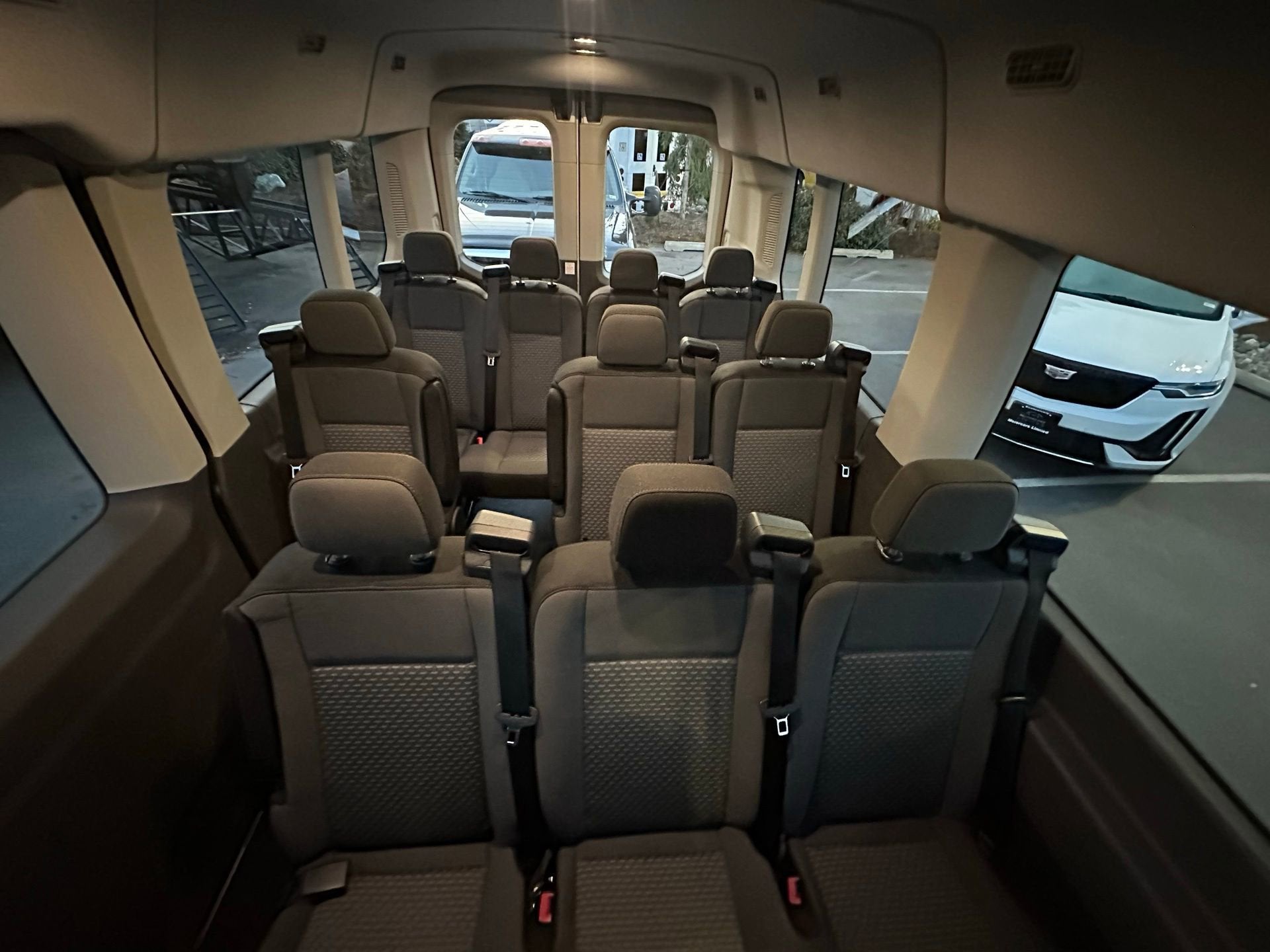 2025 Ford Transit Passenger Wagon XLT