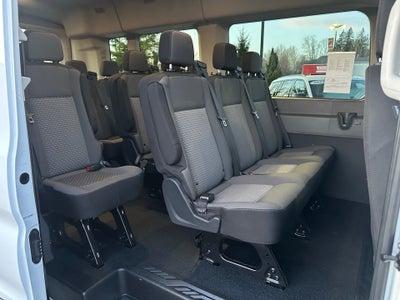 2025 Ford Transit Passenger Wagon XLT