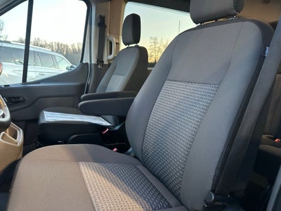 2025 Ford Transit Passenger Wagon XLT