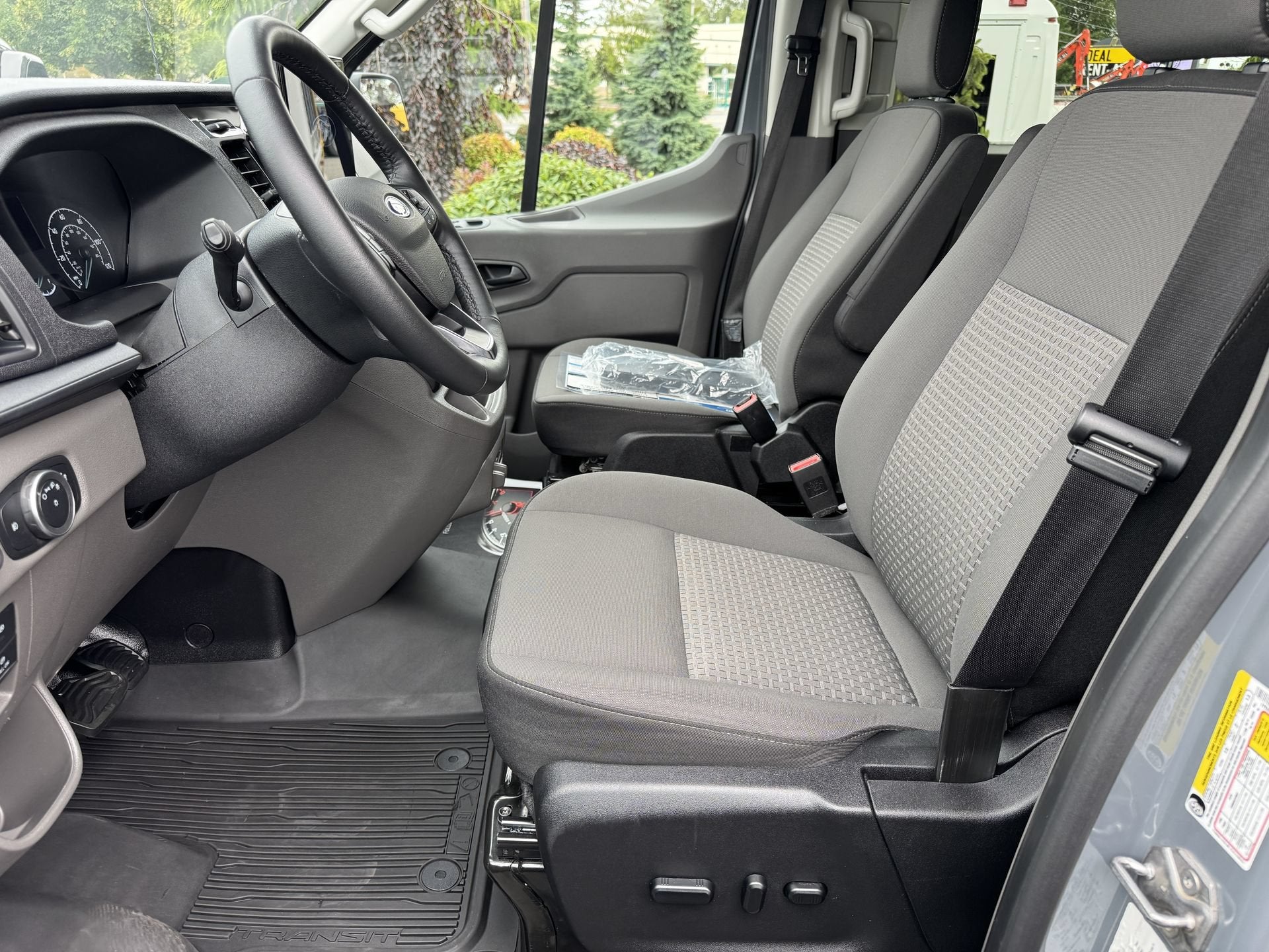 2025 Ford Transit-350 XLT