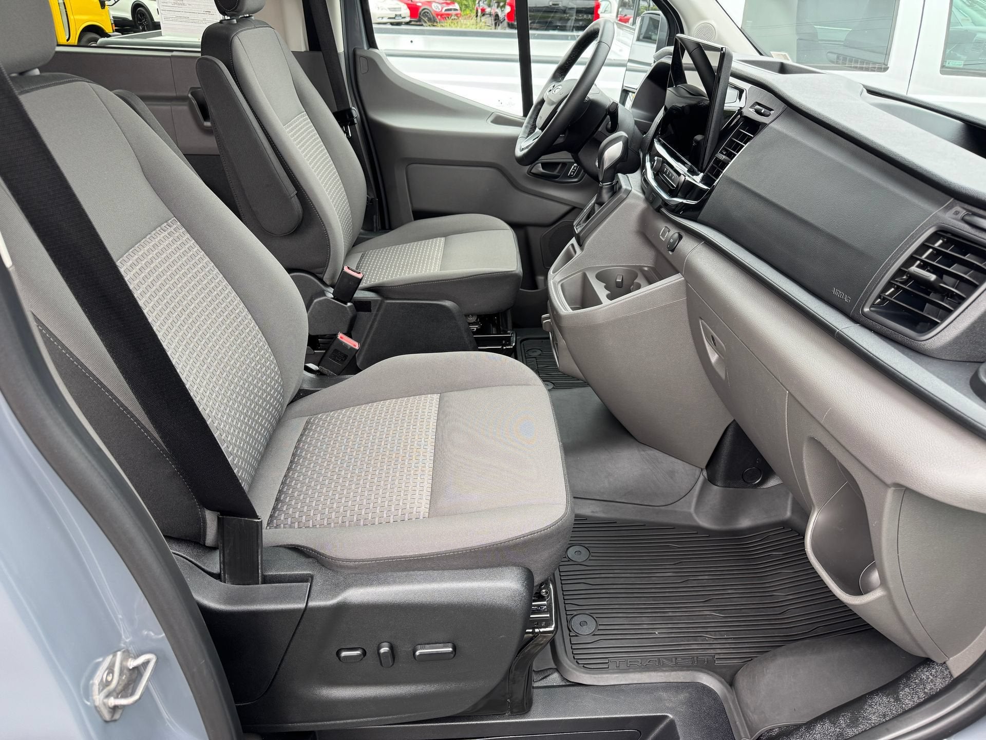 2025 Ford Transit-350 XLT