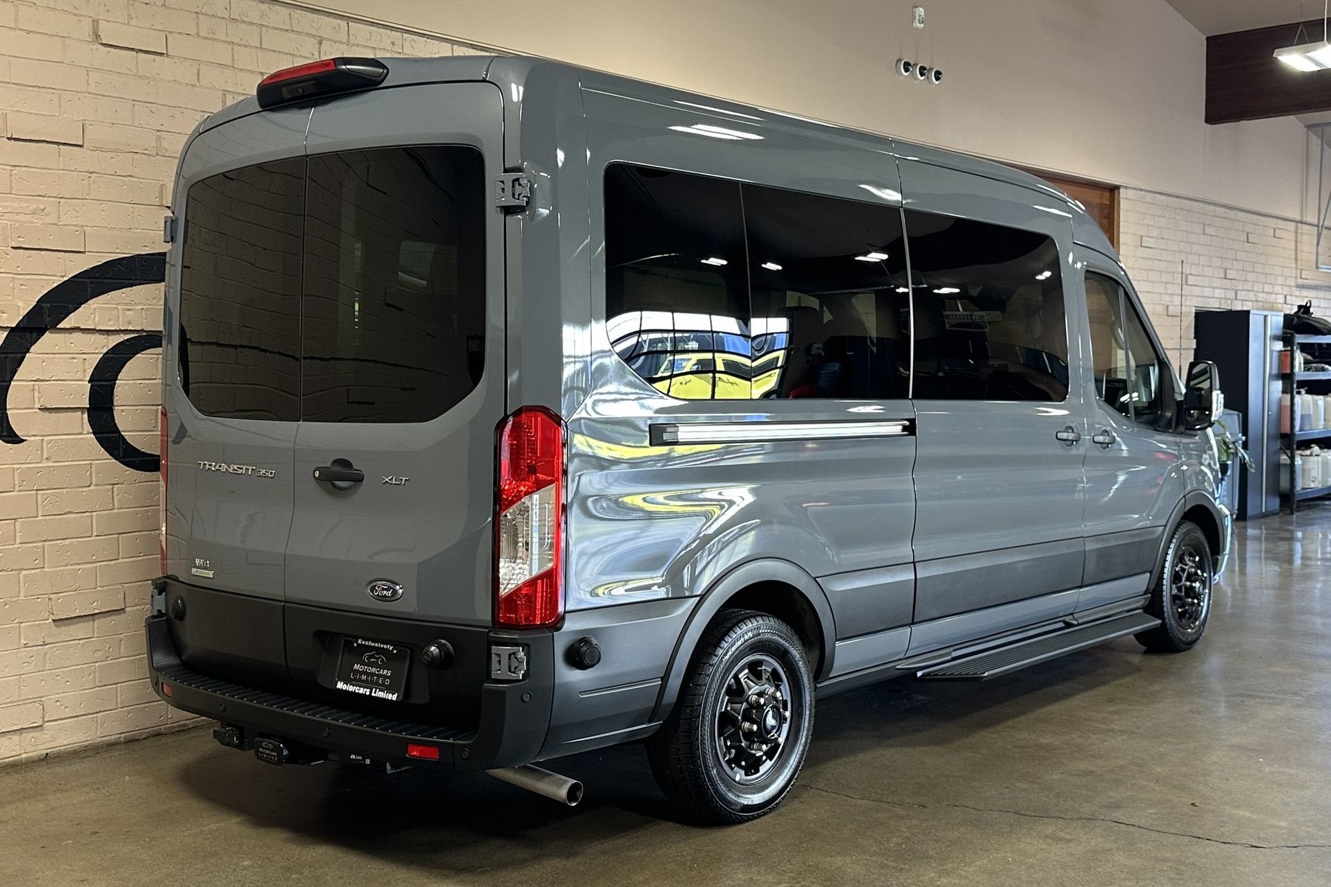 2025 Ford Transit-350 XLT