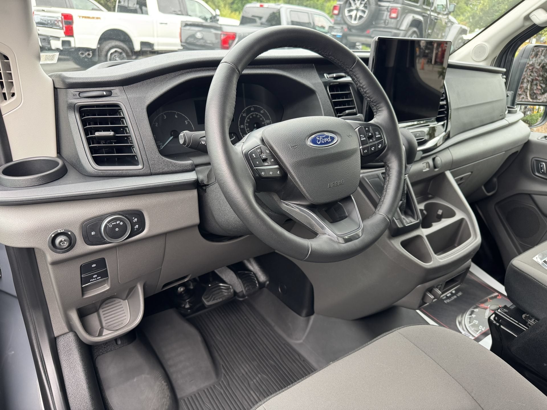 2025 Ford Transit-350 XLT