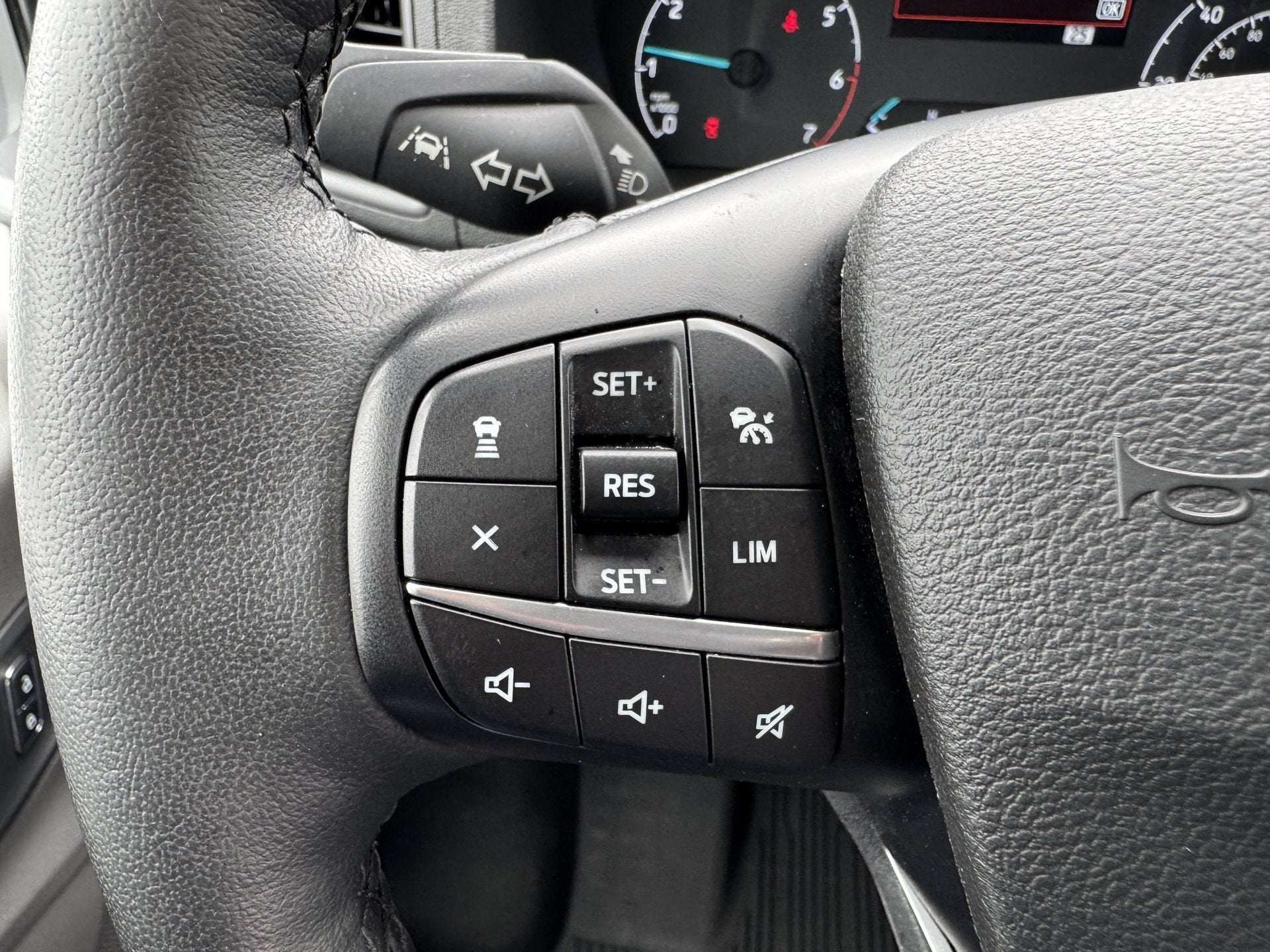 2025 Ford Transit-350 XLT