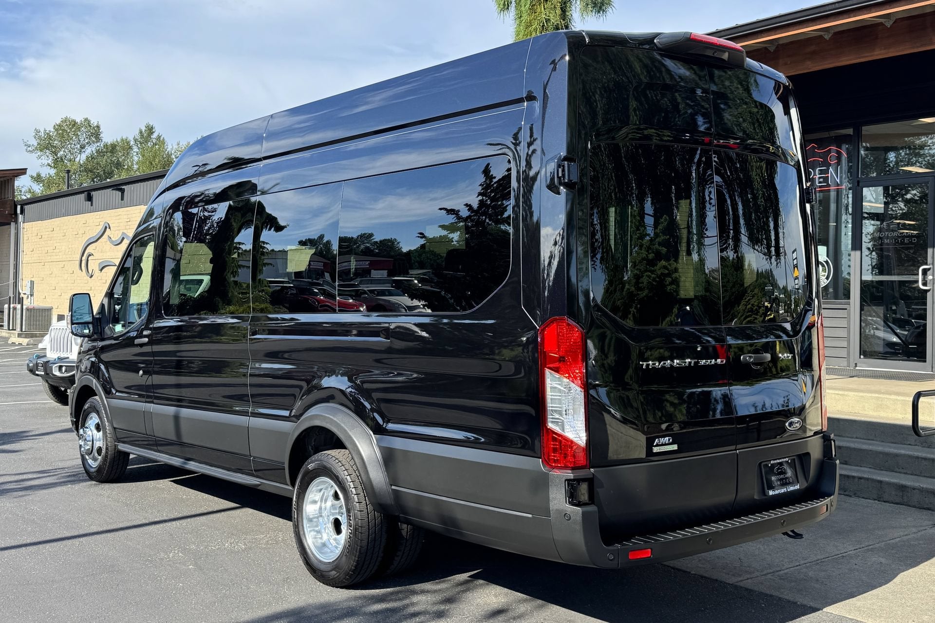 2025 Ford Transit-350 XLT