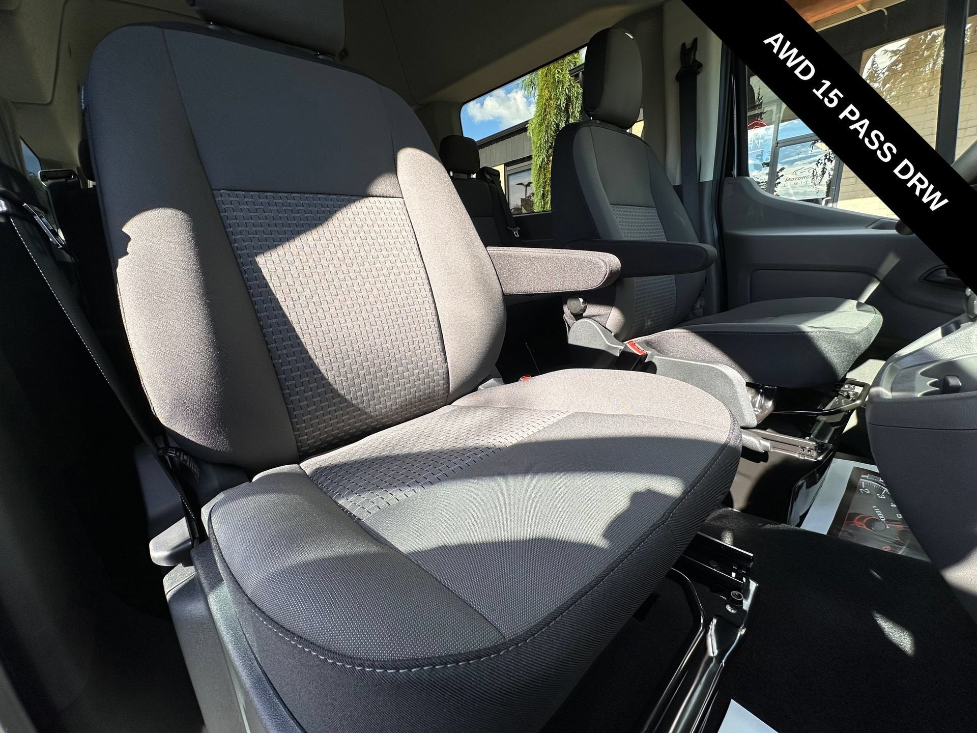 2025 Ford Transit-350 XLT