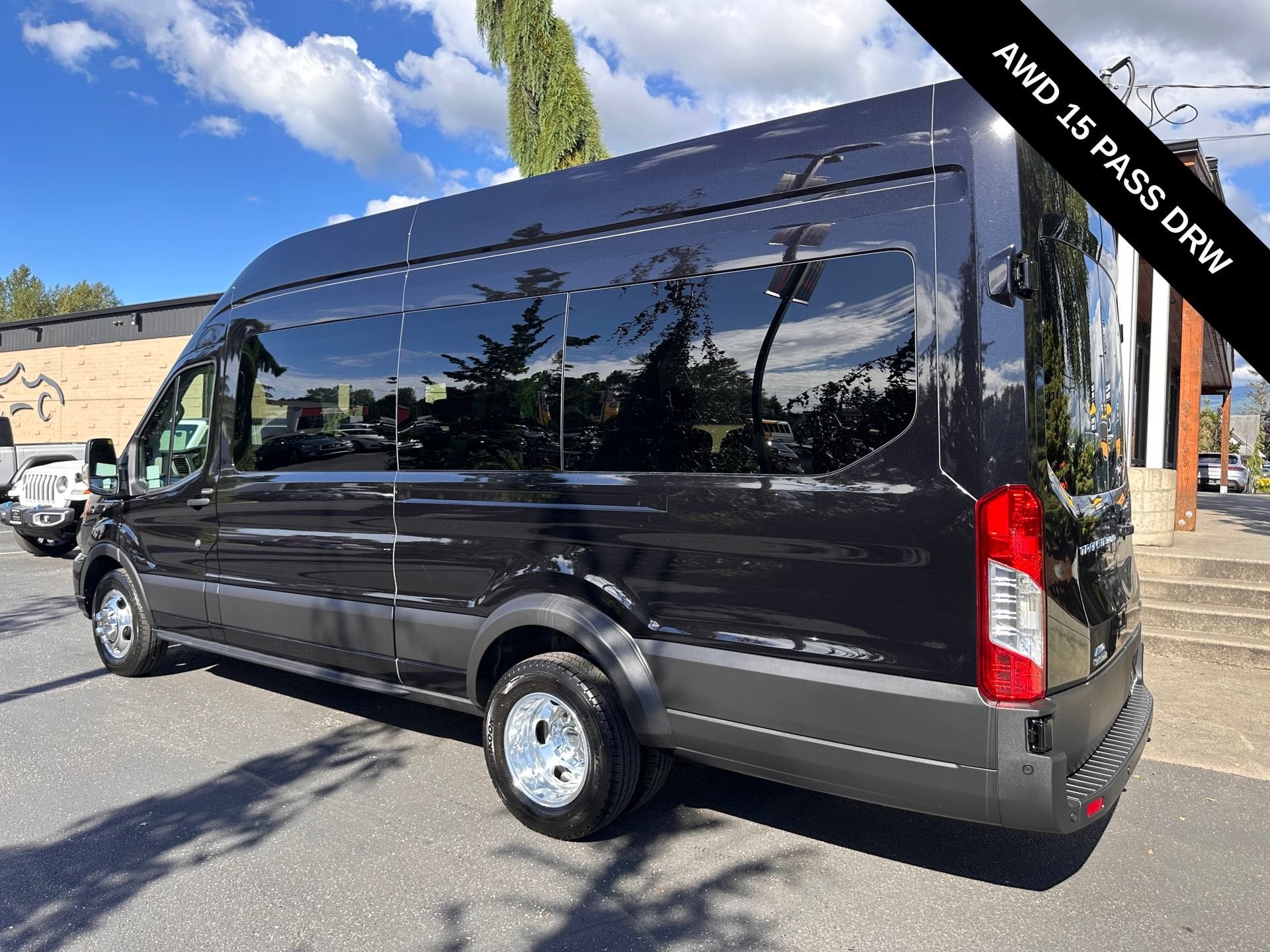 2025 Ford Transit-350 XLT