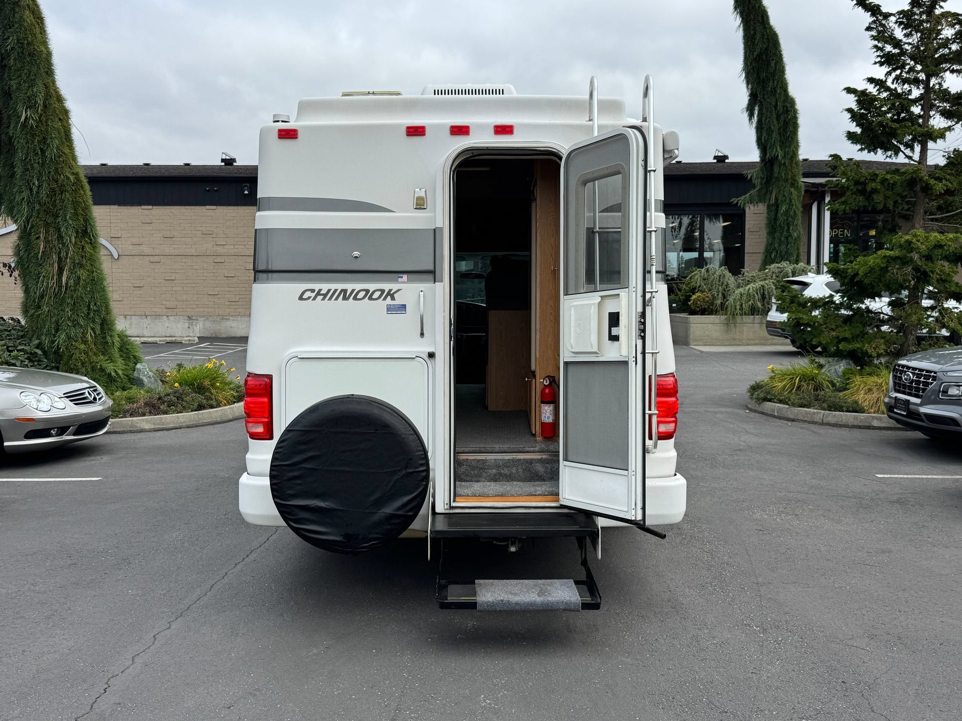 2005 Chinook Eagle LT 2100