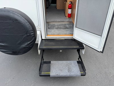 2005 Chinook Eagle LT 2100
