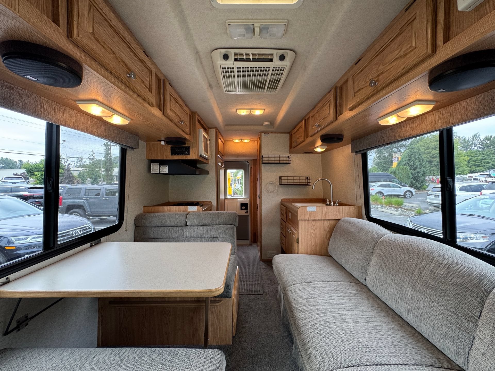 2005 Chinook Eagle LT 2100