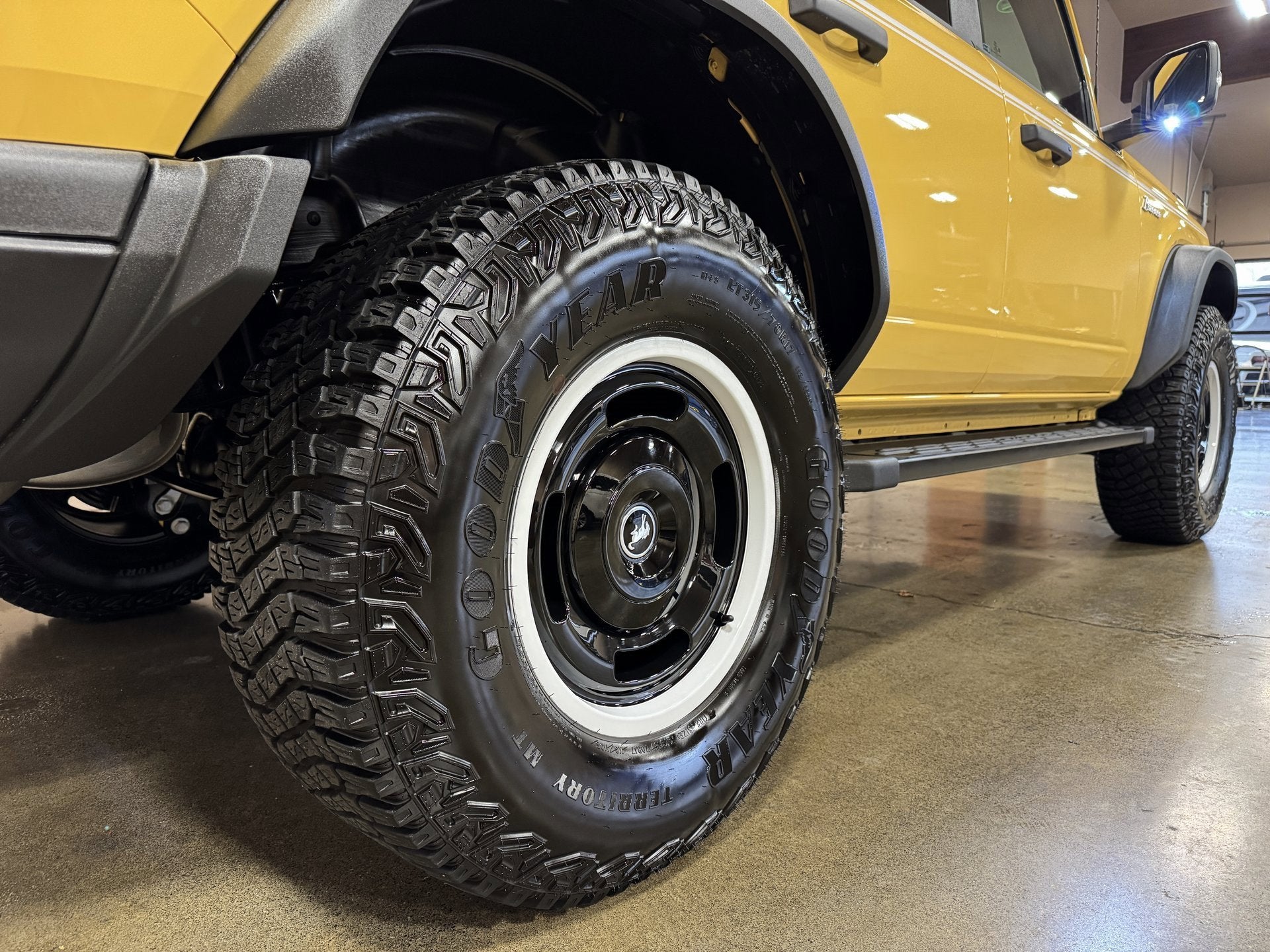 2023 Ford Bronco Heritage Limited Edition